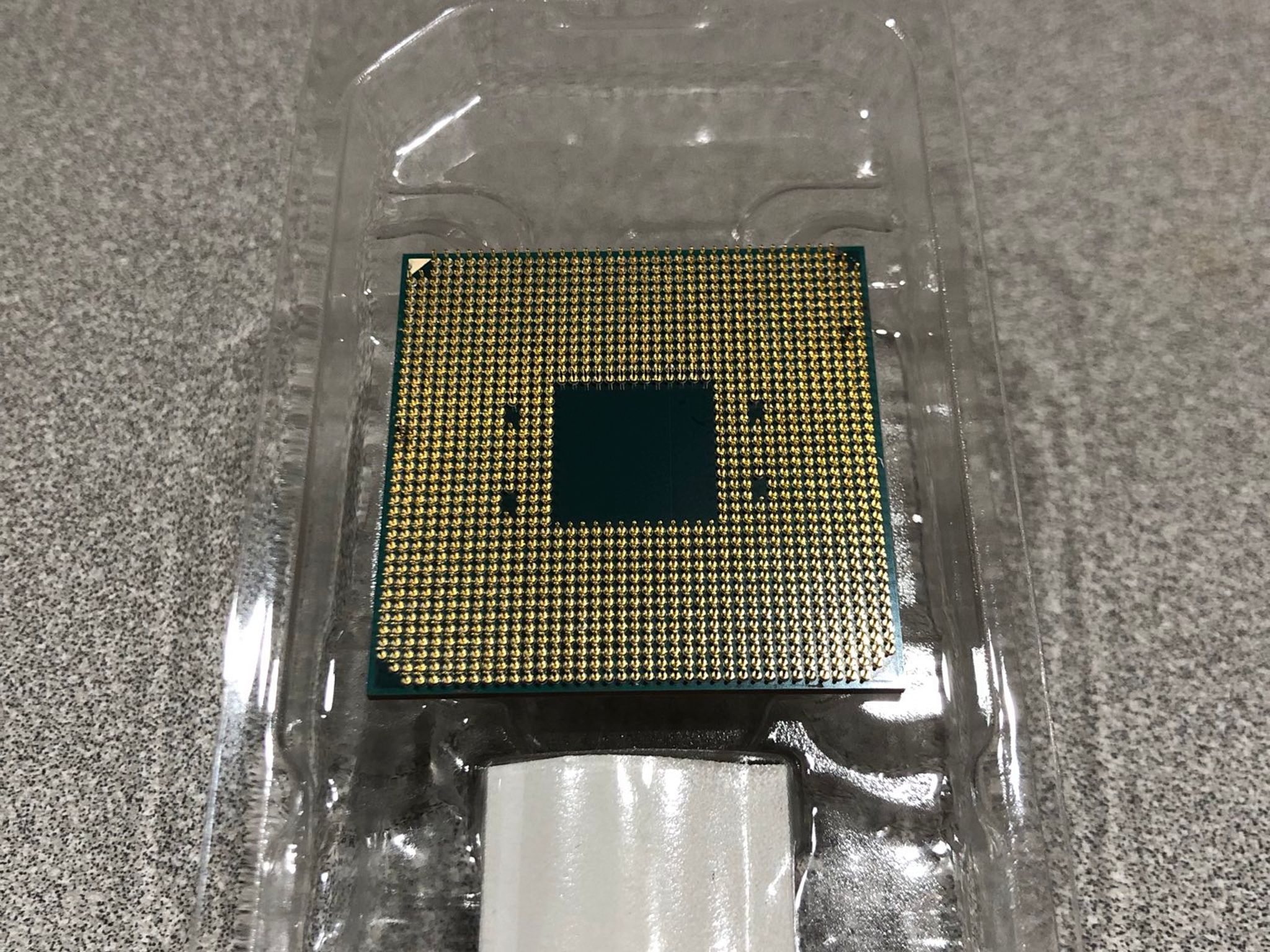 AMD Ryzen 7 3700X