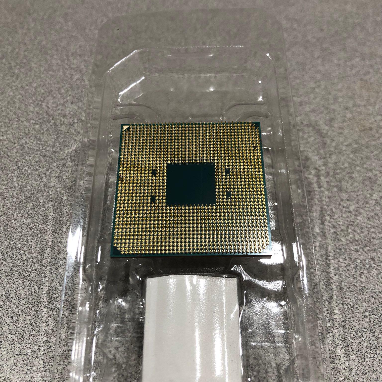 AMD Ryzen 7 3700X