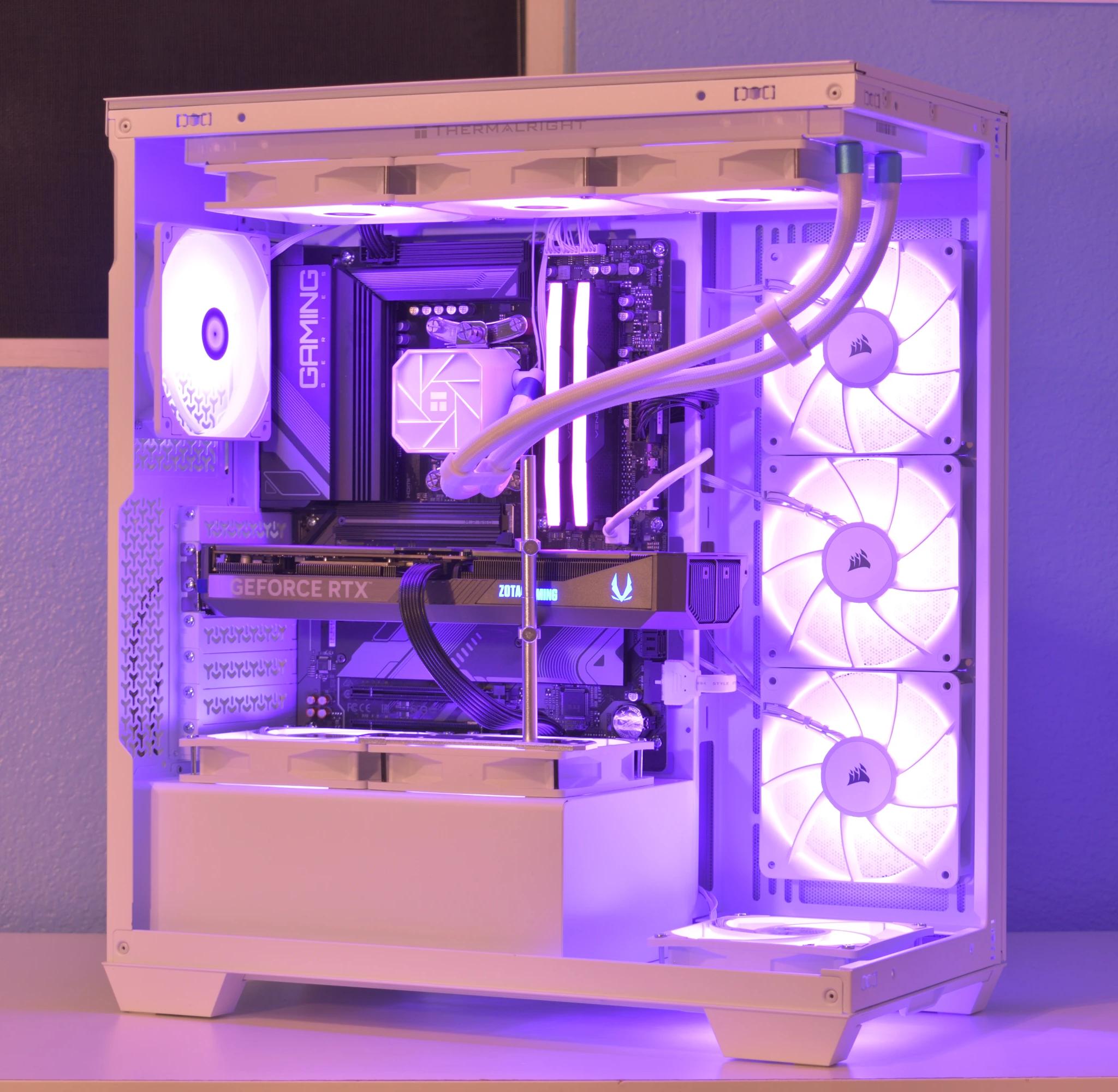 🚀Performance Gamer🚀 Ryzen 7 7700X | RTX 5070 12GB | 32GB DDR5 | 1TB nVME SSD | White | RGB+Wifi