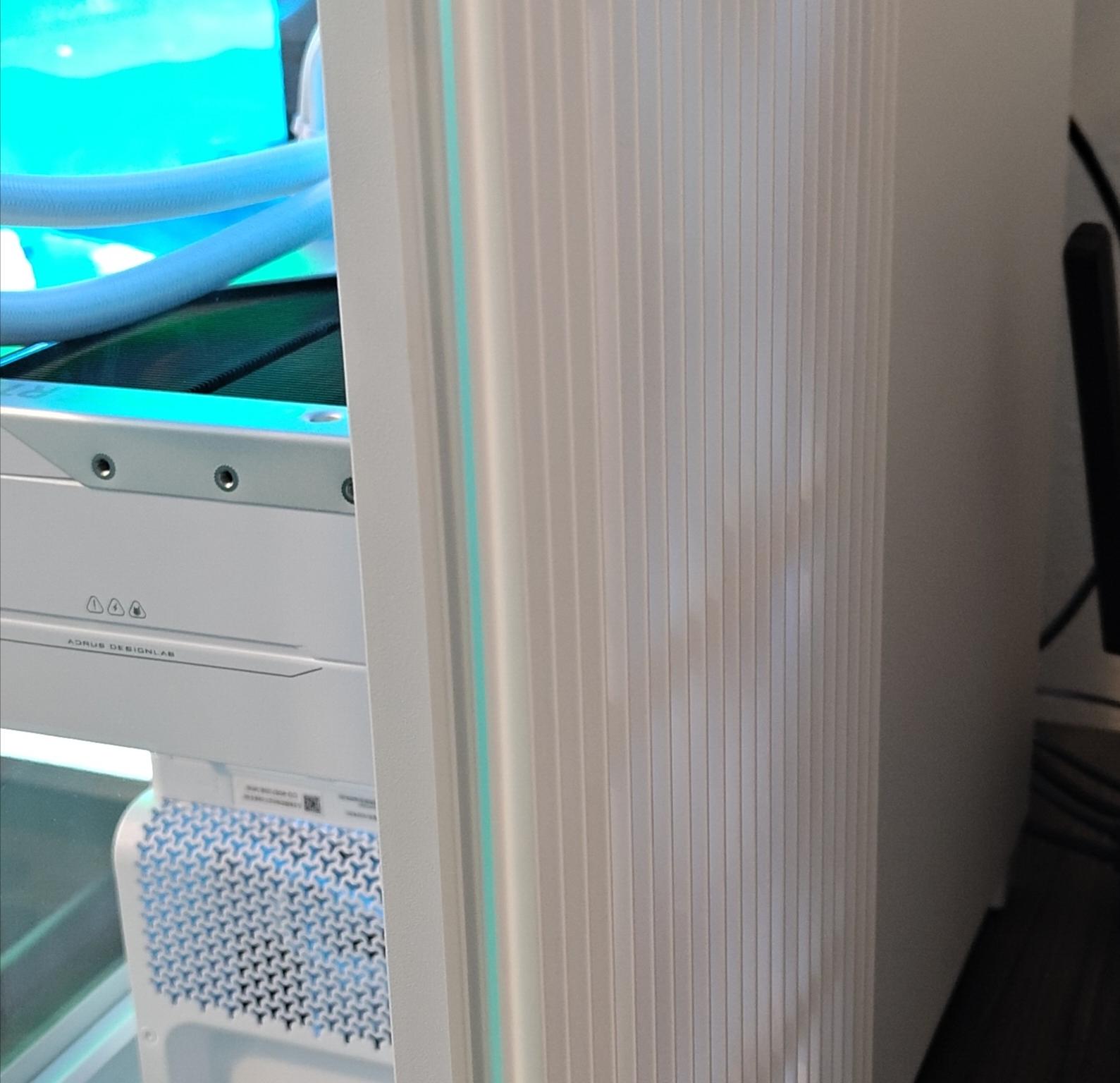 Maxedout Whiteout PC Build