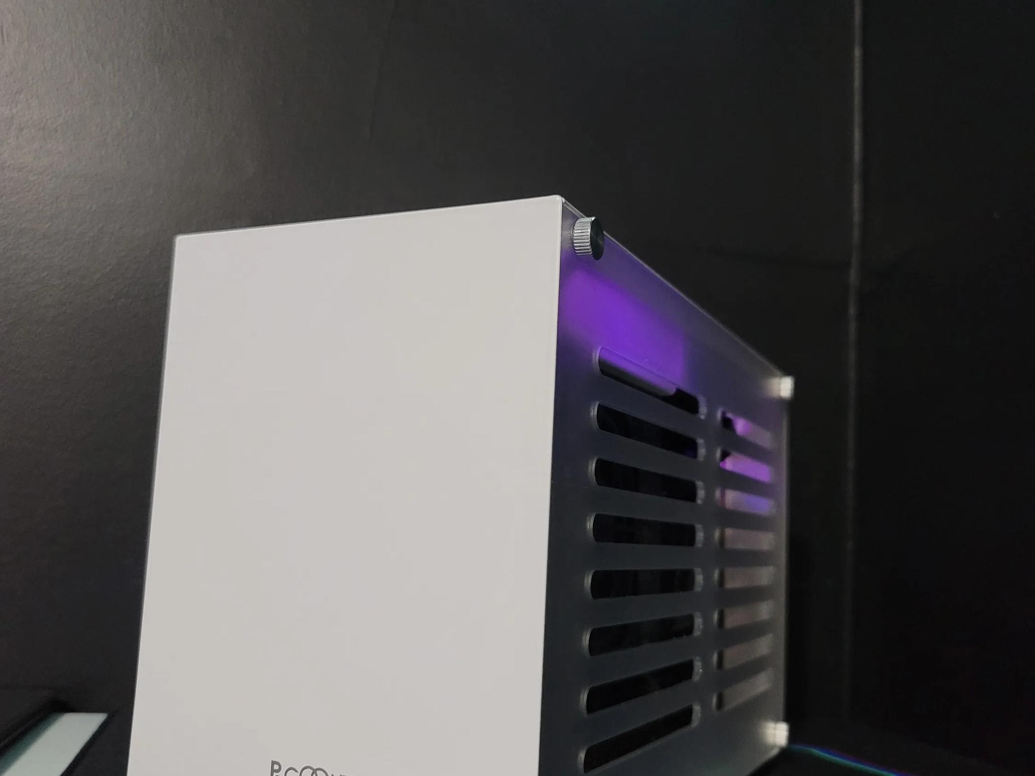 Tiny Tusker Build 1057 i5 5700XT