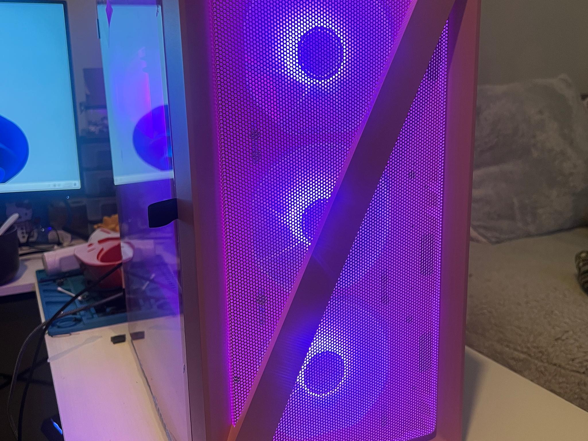 Pink 🌸 Gaming PC | Ryzen 7 3700X | EVGA RTX 3060 12GB | 16GB RAM | 512GB SSD | Windows 11 Home