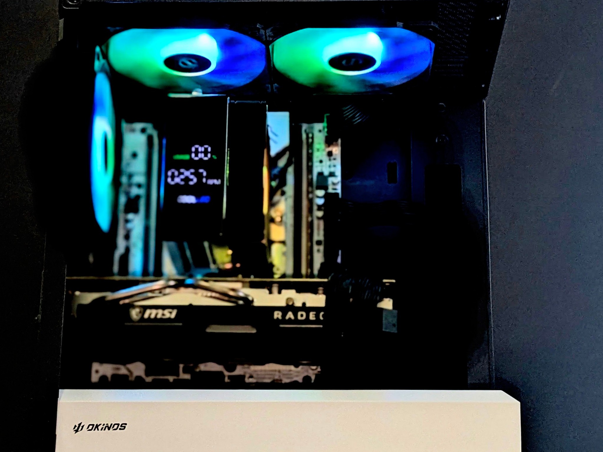 シャチ  ⚫⚪1080p👑⚫⚪RX 5700XT⚫⚪16GB DDR4⚫⚪Intel (8-cores/16-threads)⚫⚪1TB SSD/HDD⚫⚪Windows 11⚫⚪ Wi-Fi