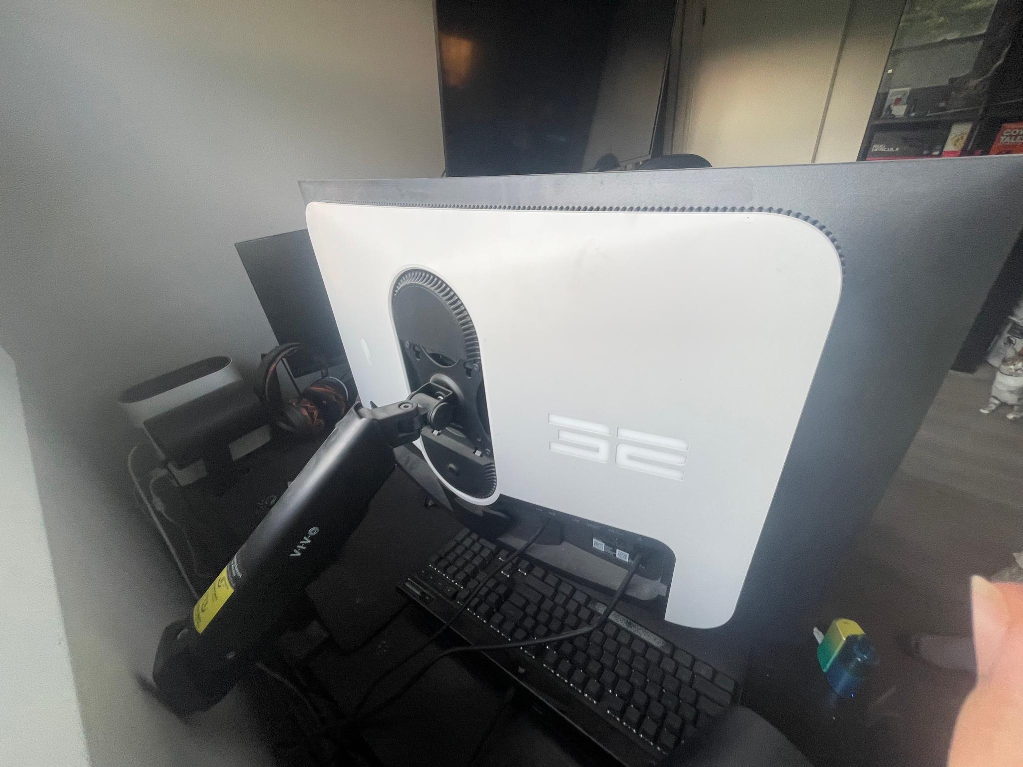 Dell Alienware AW3225QF 32" 4K QD-OLED 240Hz Curved Gaming Monitor