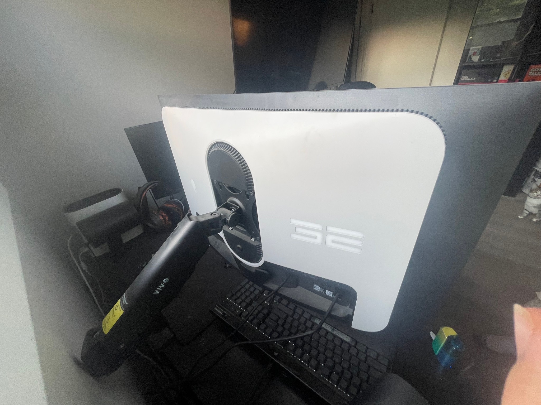 Dell Alienware AW3225QF 32" 4K QD-OLED 240Hz Curved Gaming Monitor
