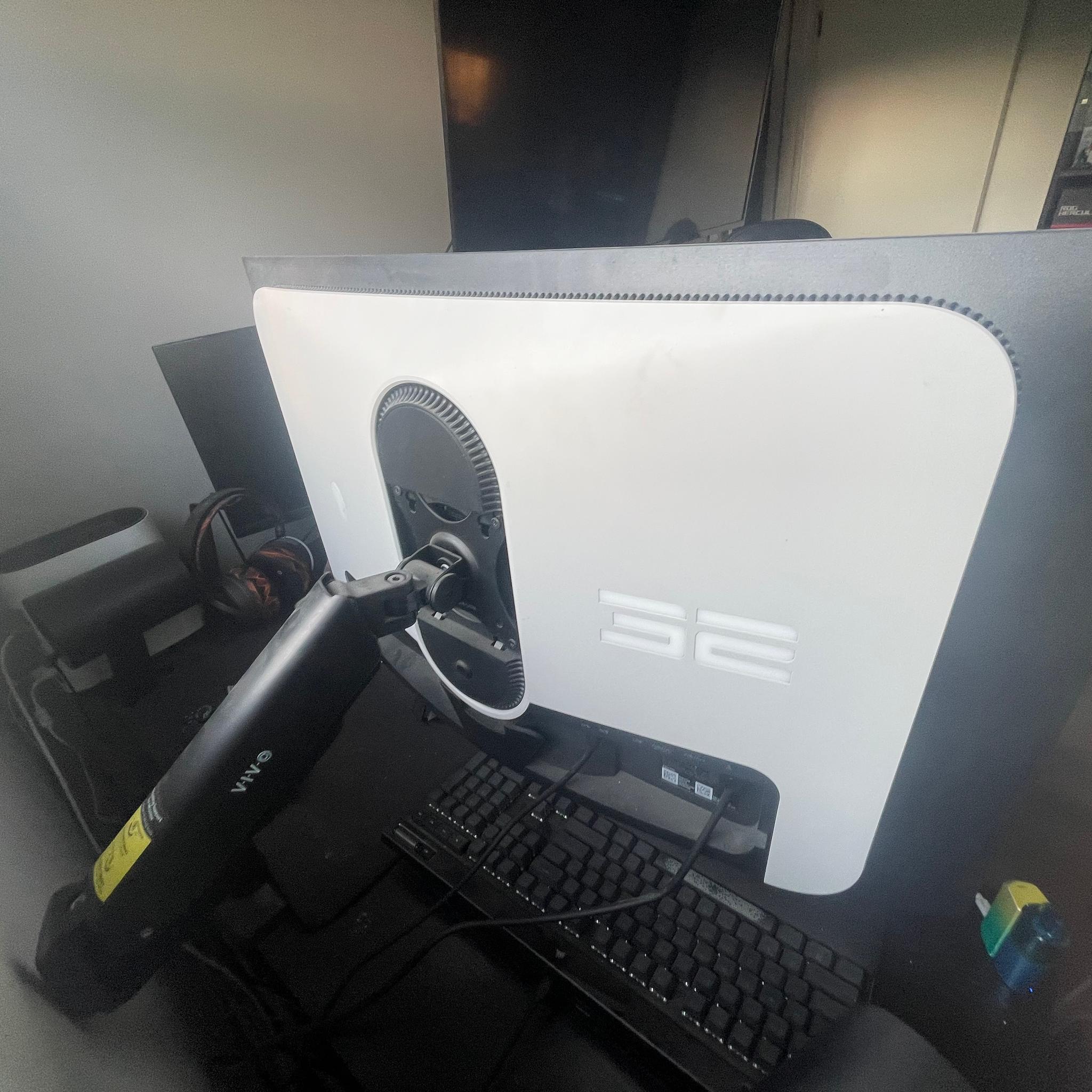 Dell Alienware AW3225QF 32" 4K QD-OLED 240Hz Curved Gaming Monitor