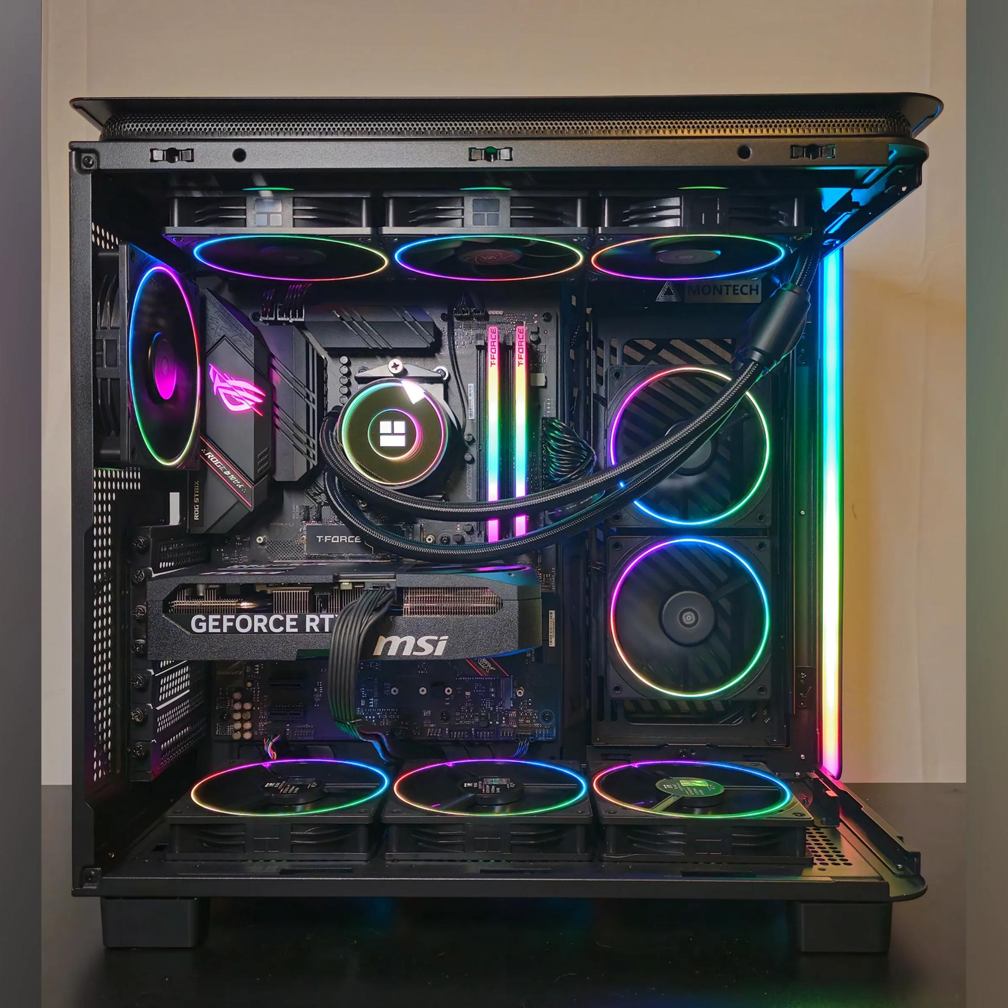 RTX 5070 12GB / Ryzen 7 5800x / 32GB RGB DDR4 / 2 x 1TB SSD / 𝒦𝒾𝓃𝑔 👑