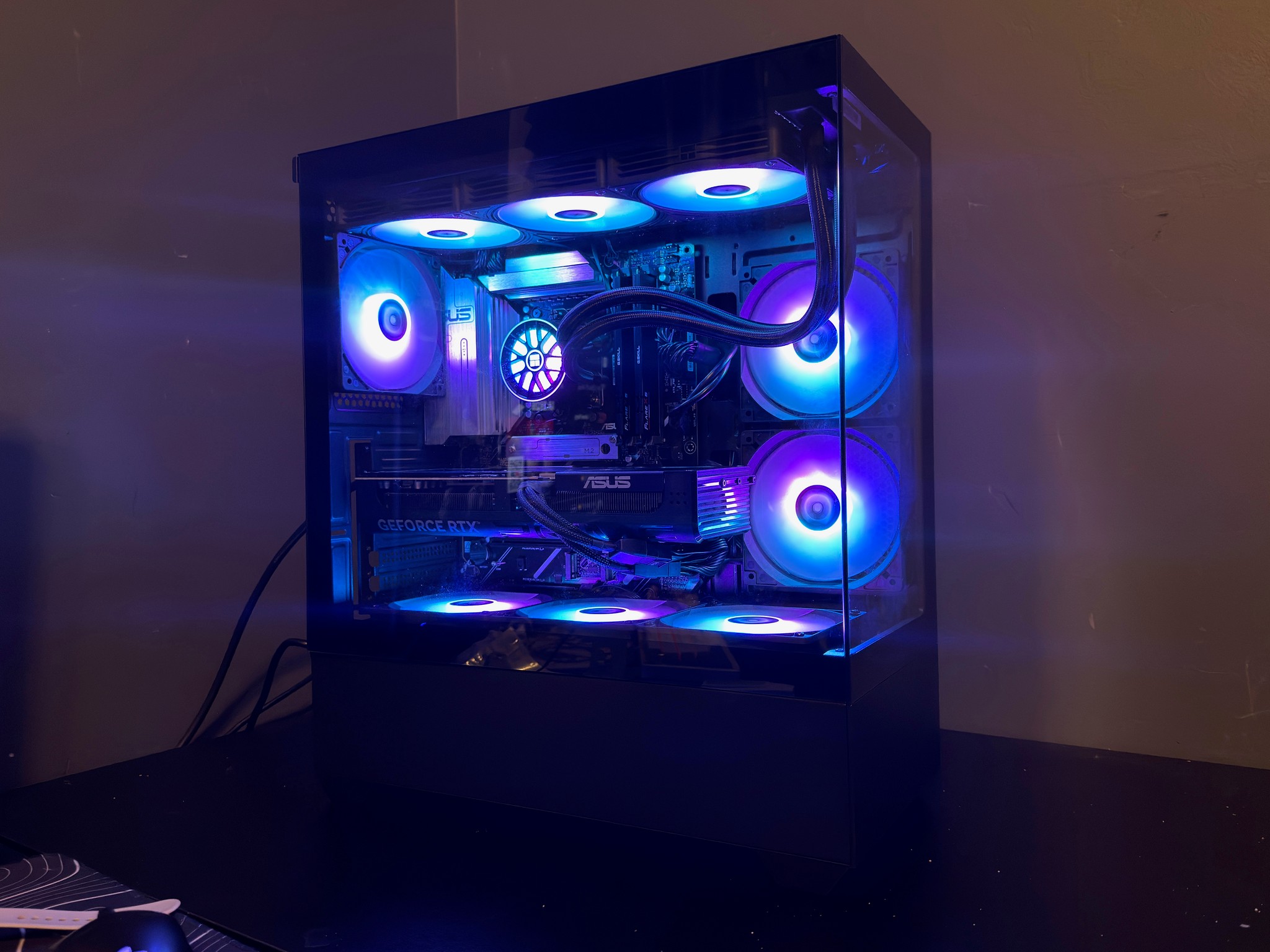 High End 5070/7600x3D/2TB/32GB DDR5 Gaming Pc