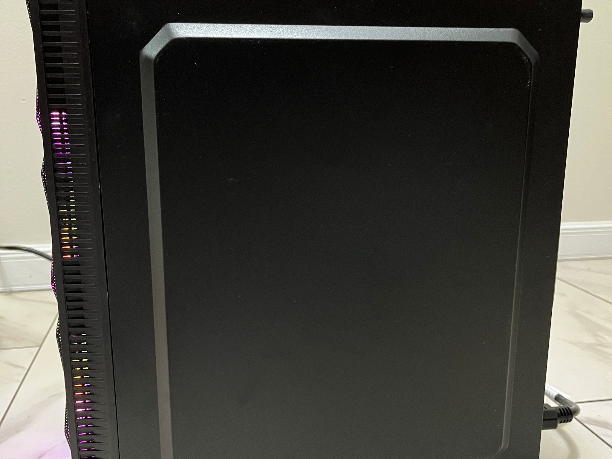 NVIDIA RTX 2060, Intel i7-6700k, 12GB RAM, 870 GB Storage, High FPS RGB Gaming PC w/ Wi-Fi & BT