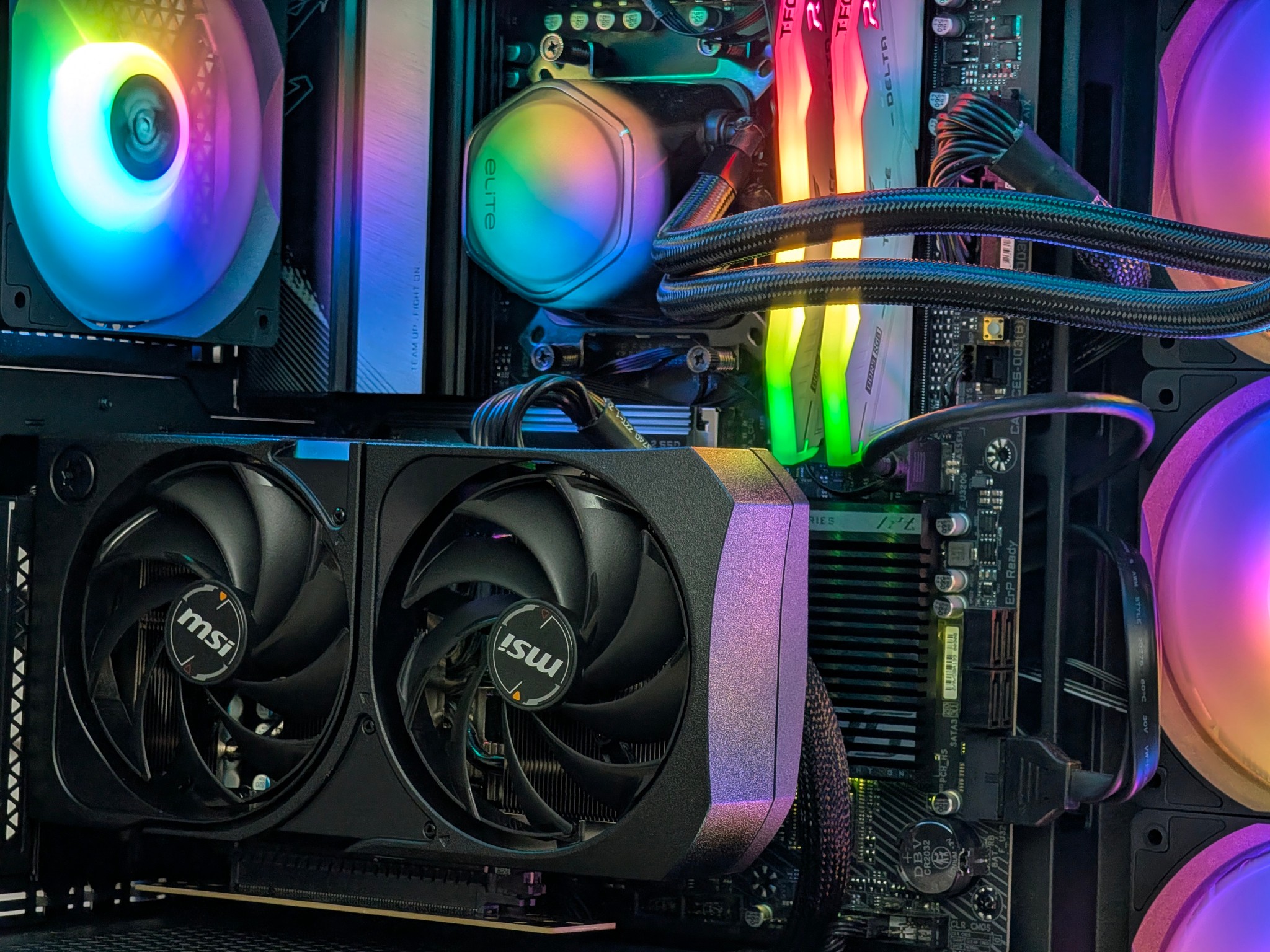 🌈🖤Ryzen 5 9600x | RTX 5070 | 32GB DDR5 | 2TB SSD | Gaming PC🖤🌈