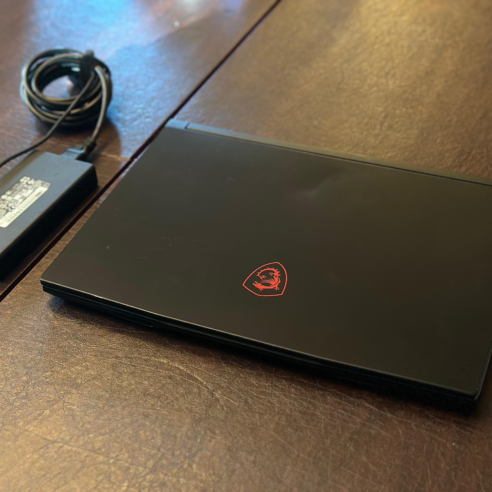 MSI GF65 Thin 10UE-283CA Gaming Laptop Core i5 RTX 3060 16GB w/ Corsair Gaming Mouse and Pad