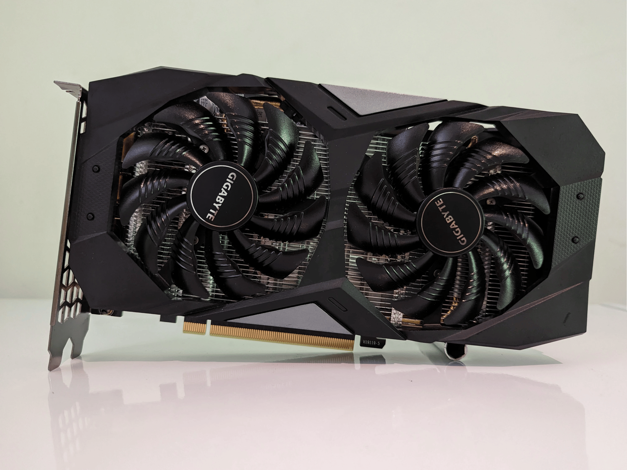 GREAT CONDITION || GIGABYTE GeForce GTX 1660 Super OC 6GB GDDR6