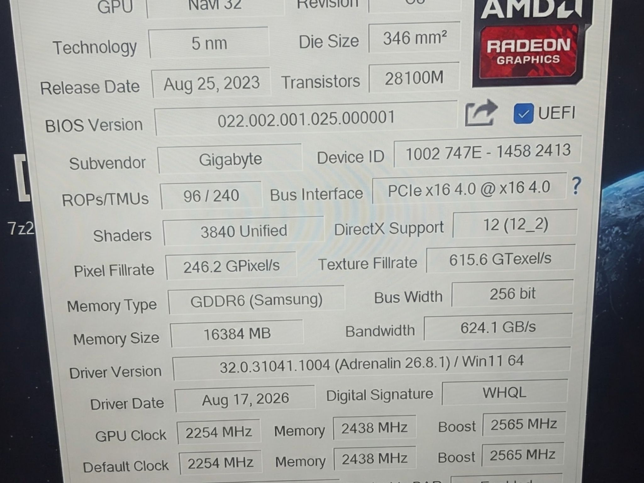 GIGABYTE Radeon RX 7800 XT GAMING OC 16G