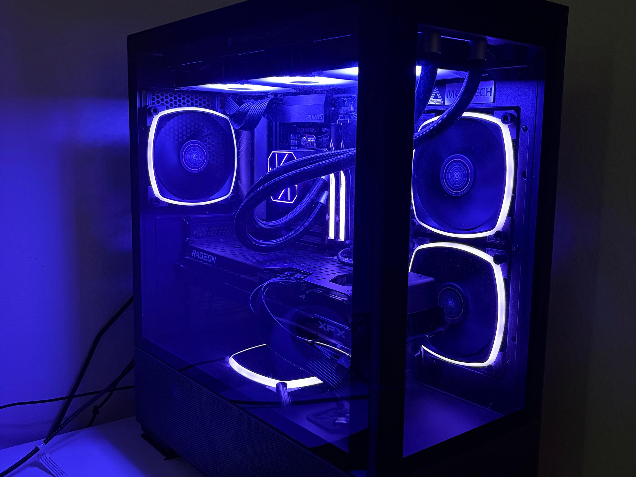 Gaming PC - AMD Ryzen 7 7700X | RX 7900 GRE 16GB | 32GB DDR5 | 1TB NVMe SSD