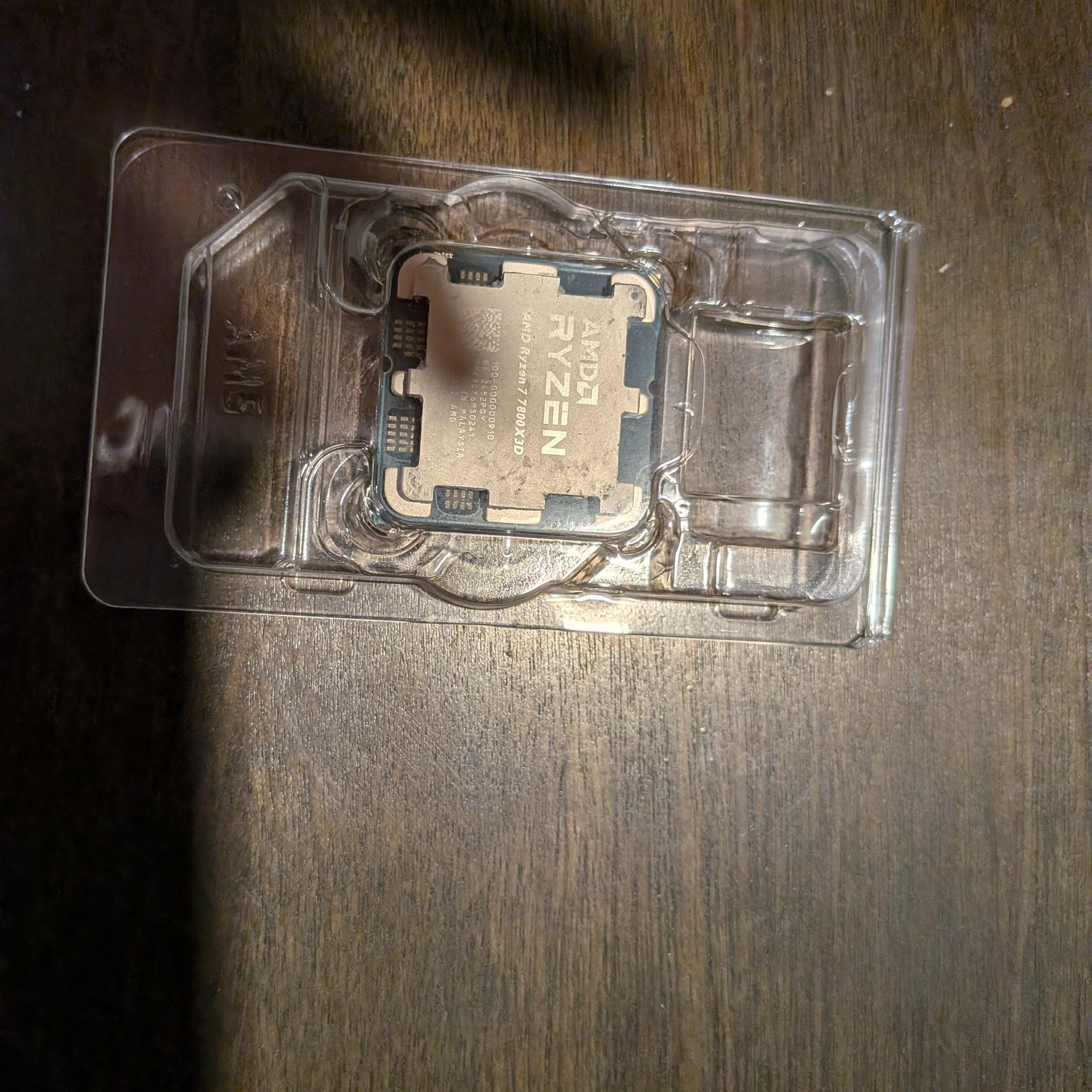 Ryzen 7 7800X3D - Used, Like New w/ Original Packaging