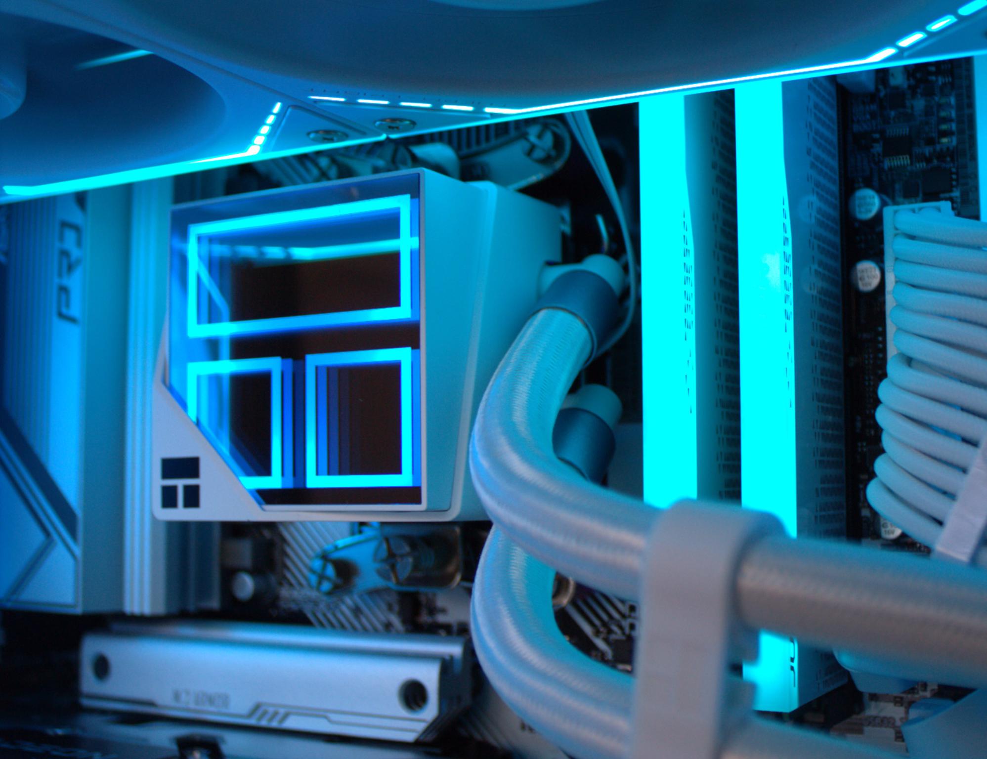 White Beast 6700XT 12GB, Ryzen 5 7600 , 32GB RAM