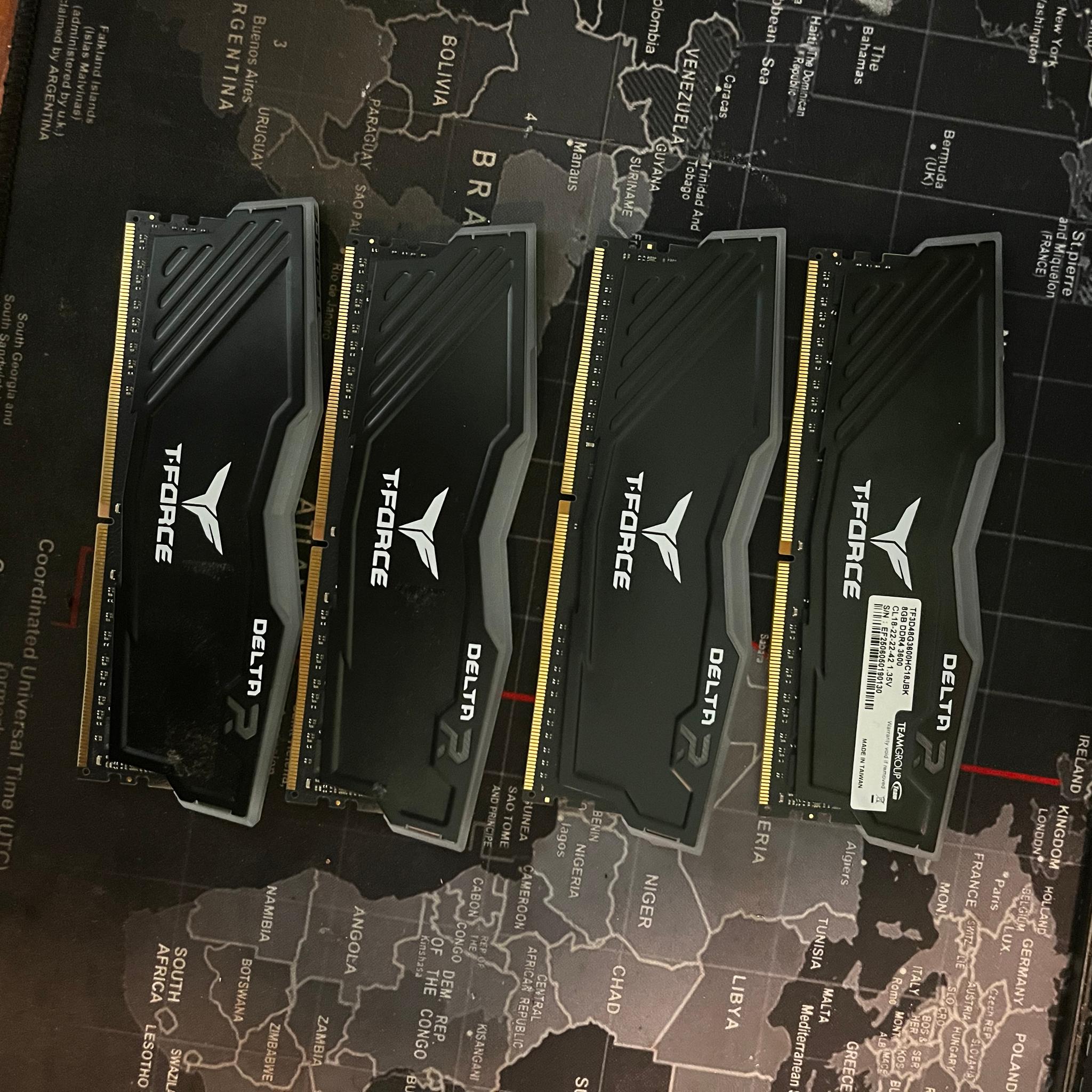TForce delta DDR4 3600mhz Ram 32 gigs rgb