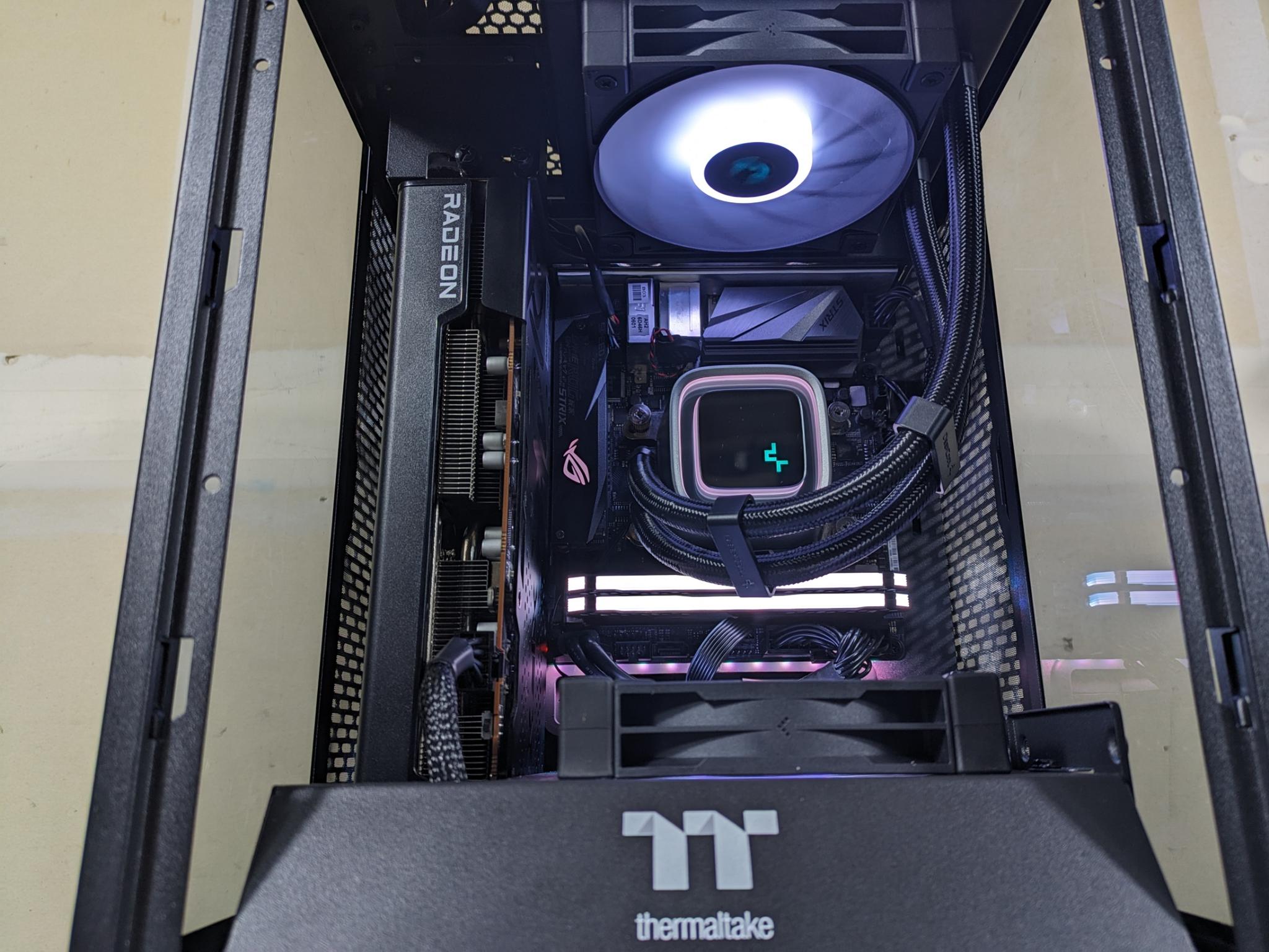 Thermaltake Tower 100 ITX Gaming PC | Ryzen 5 3600 | RX 6600 XT | 1 TB M.2