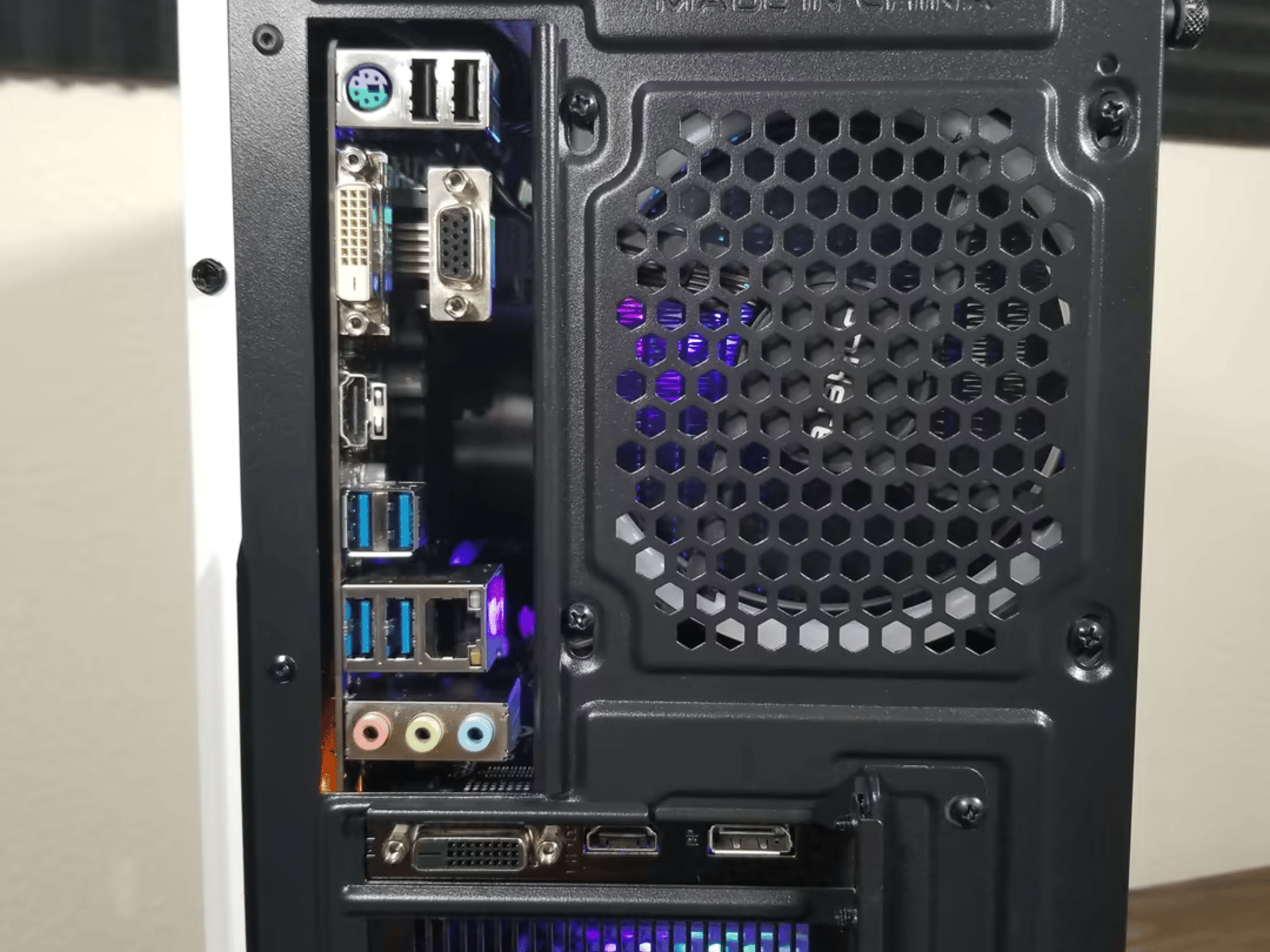 Intel Core i5 9400F // MSI GeForce GTX 1060 // PNY Anarchy 16GB