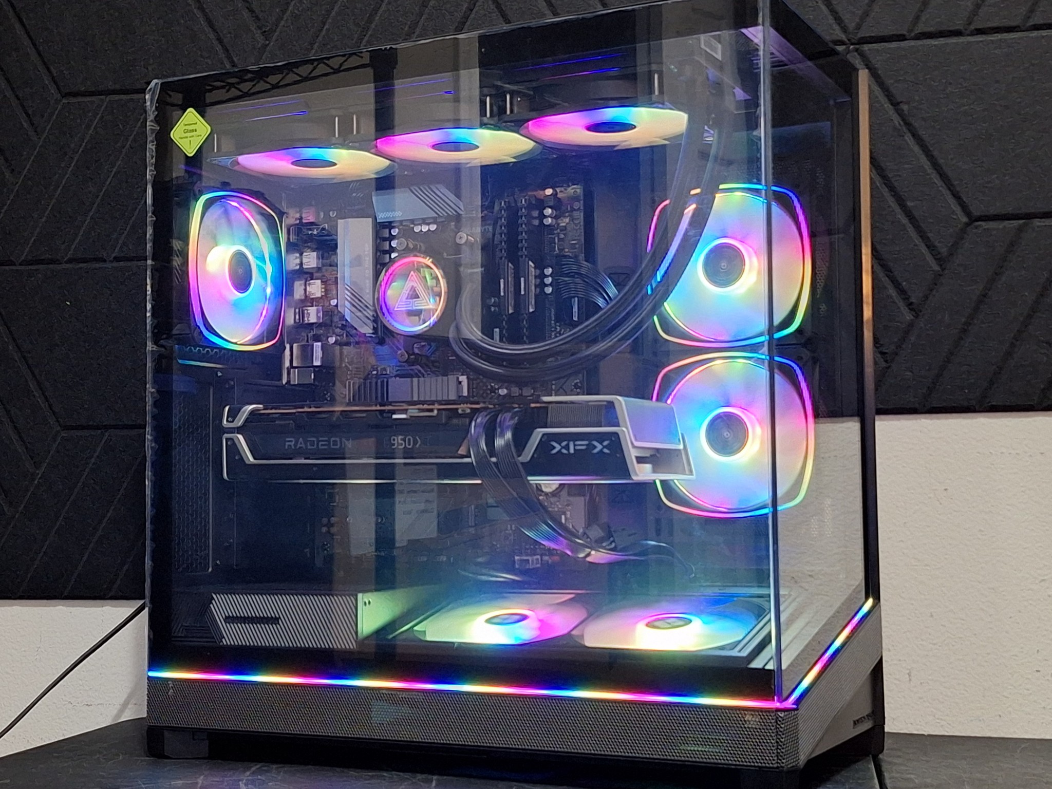 ⚔️1440p Ultra Montech Gamer⚔️RX 6950 XT | 32GB Corsair DDR4 | Ryzen 7 | 1TB SSD | WiFi!