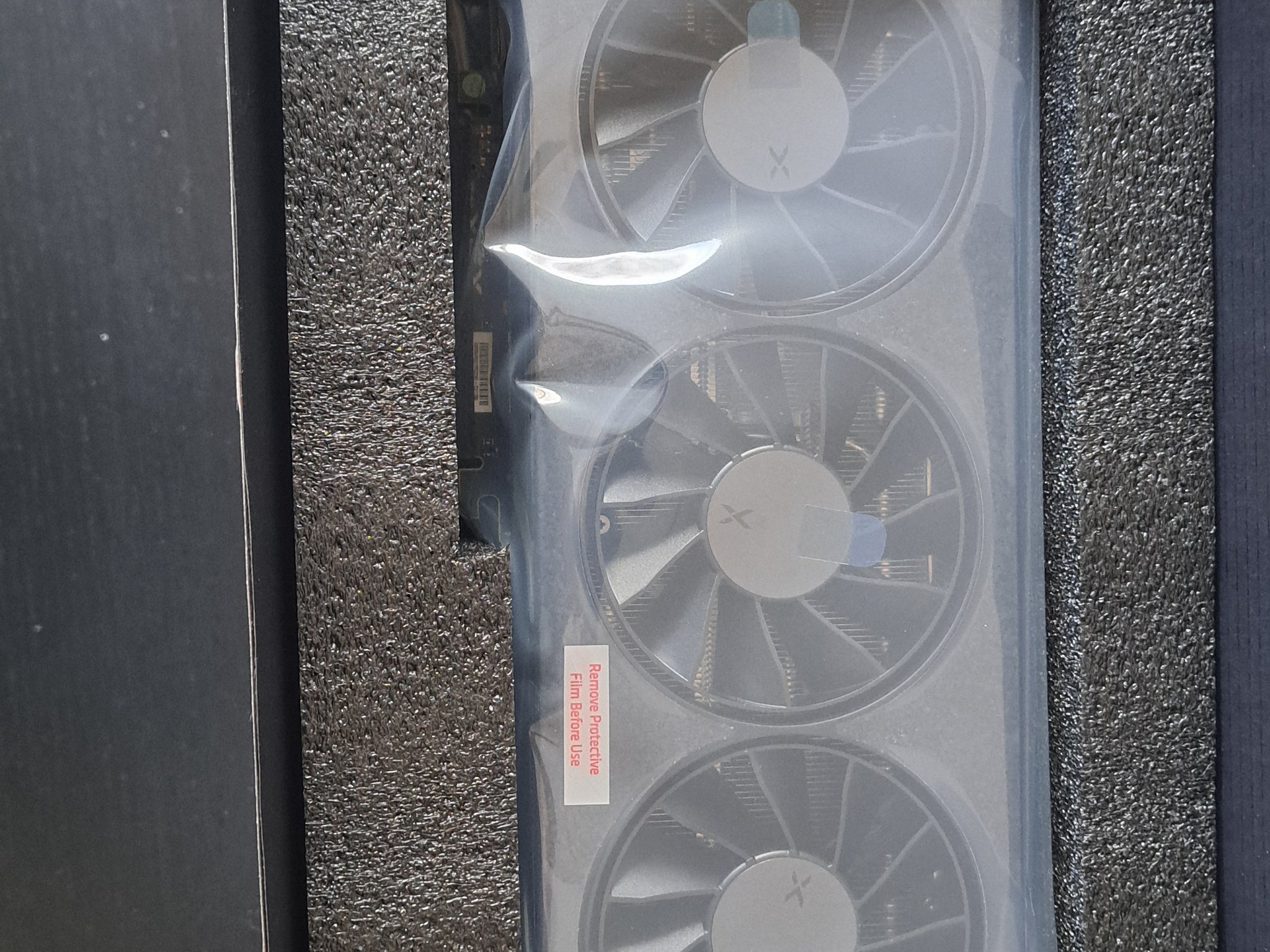 XFX Swift RX 9060 XT 16GB - New in opened box