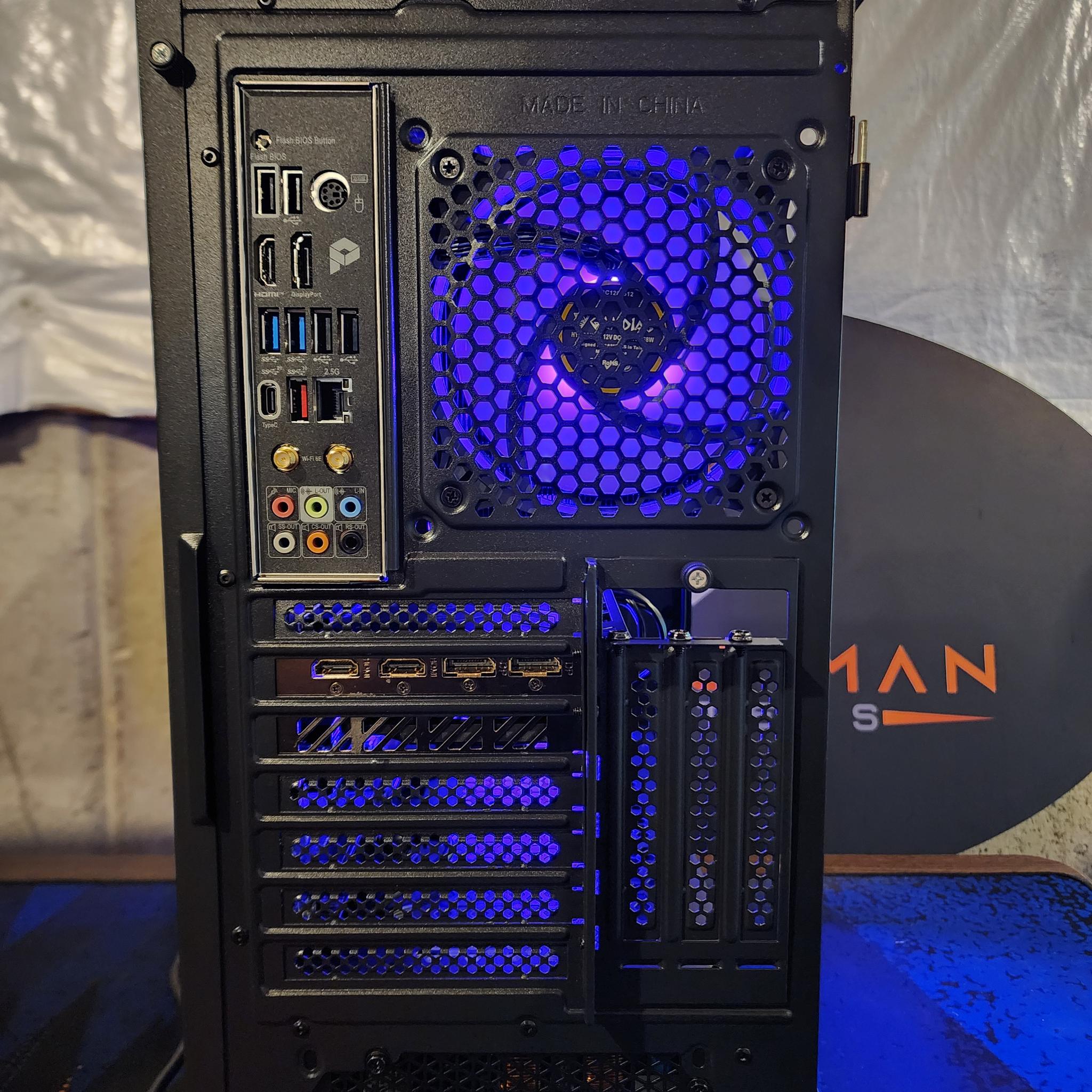 Nvidia RTX 4060 Ti / i7-12700K / 16GB DDR4 / 1TB NVMe SSD