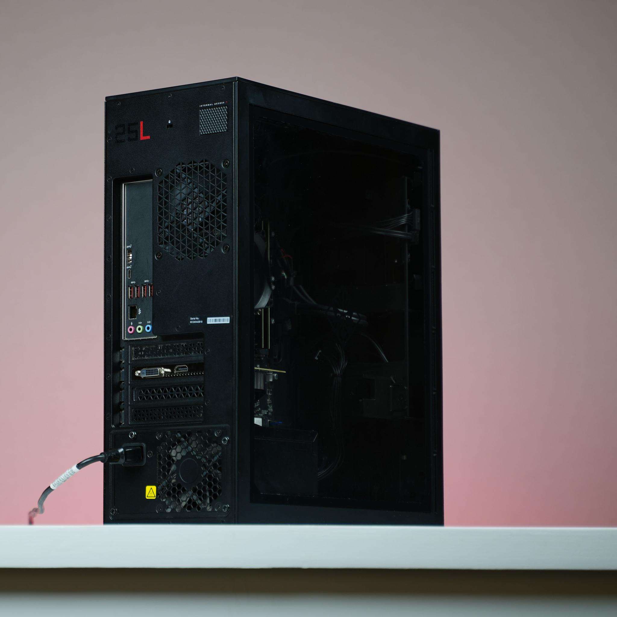 “Omenform 2” GTX 1650 Intel Core i5 8600 16GB .8TB Windows 11 Gaming PC Powerhouse