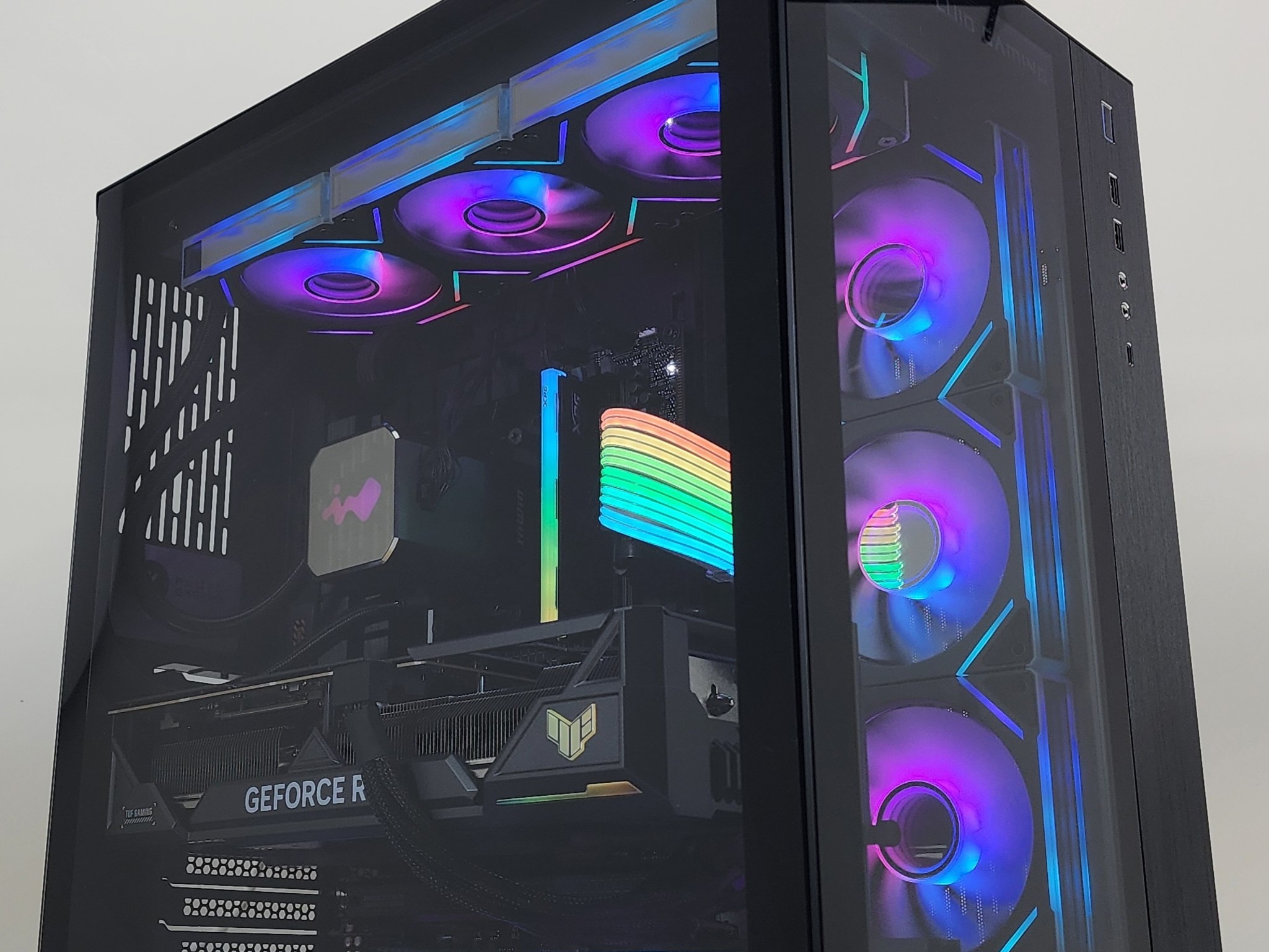 Gaming PC Ryzen 7 9700X 16GB RAM 1TB SSD RTX 4080 16GB Windows 11 Computer