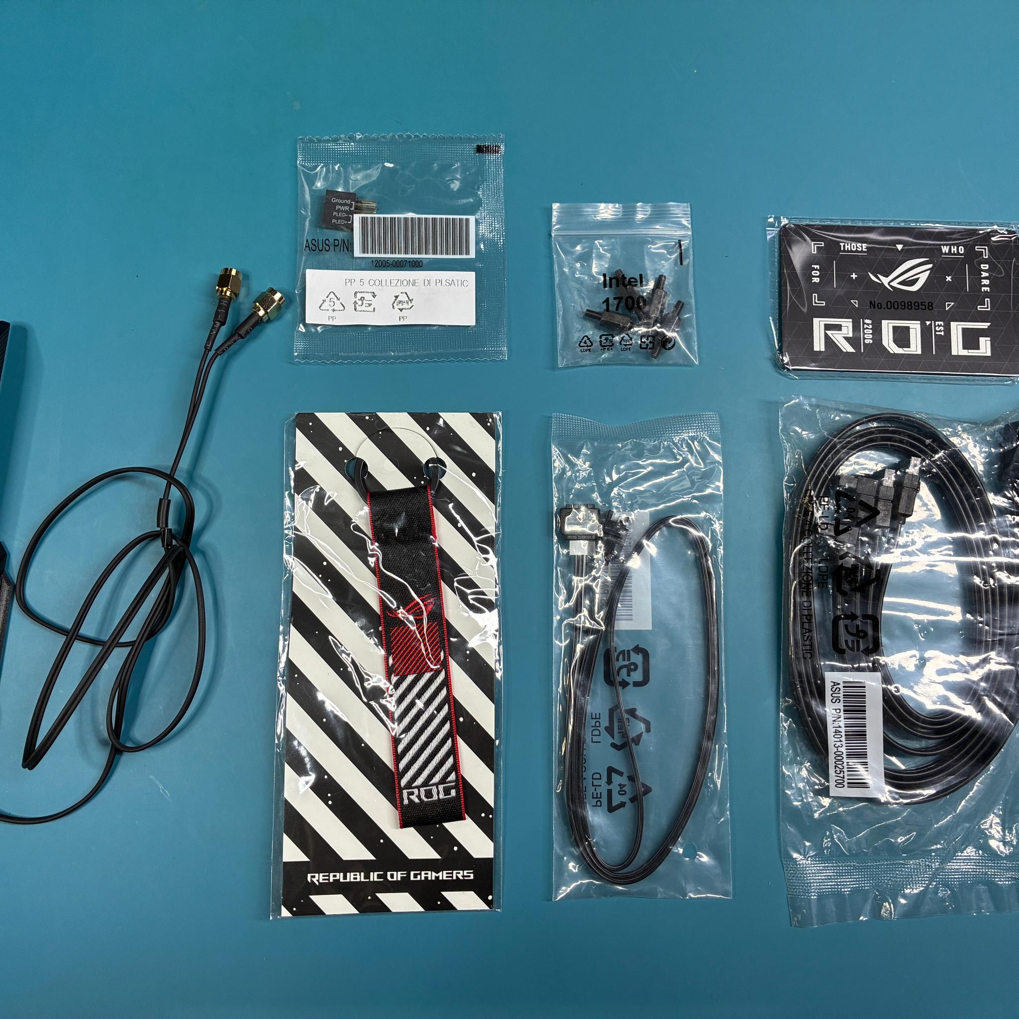 ASUS ROG Maximus Z790 Hero + Mushkin Vortex 2TB SSD + Win 11 Pro Retail