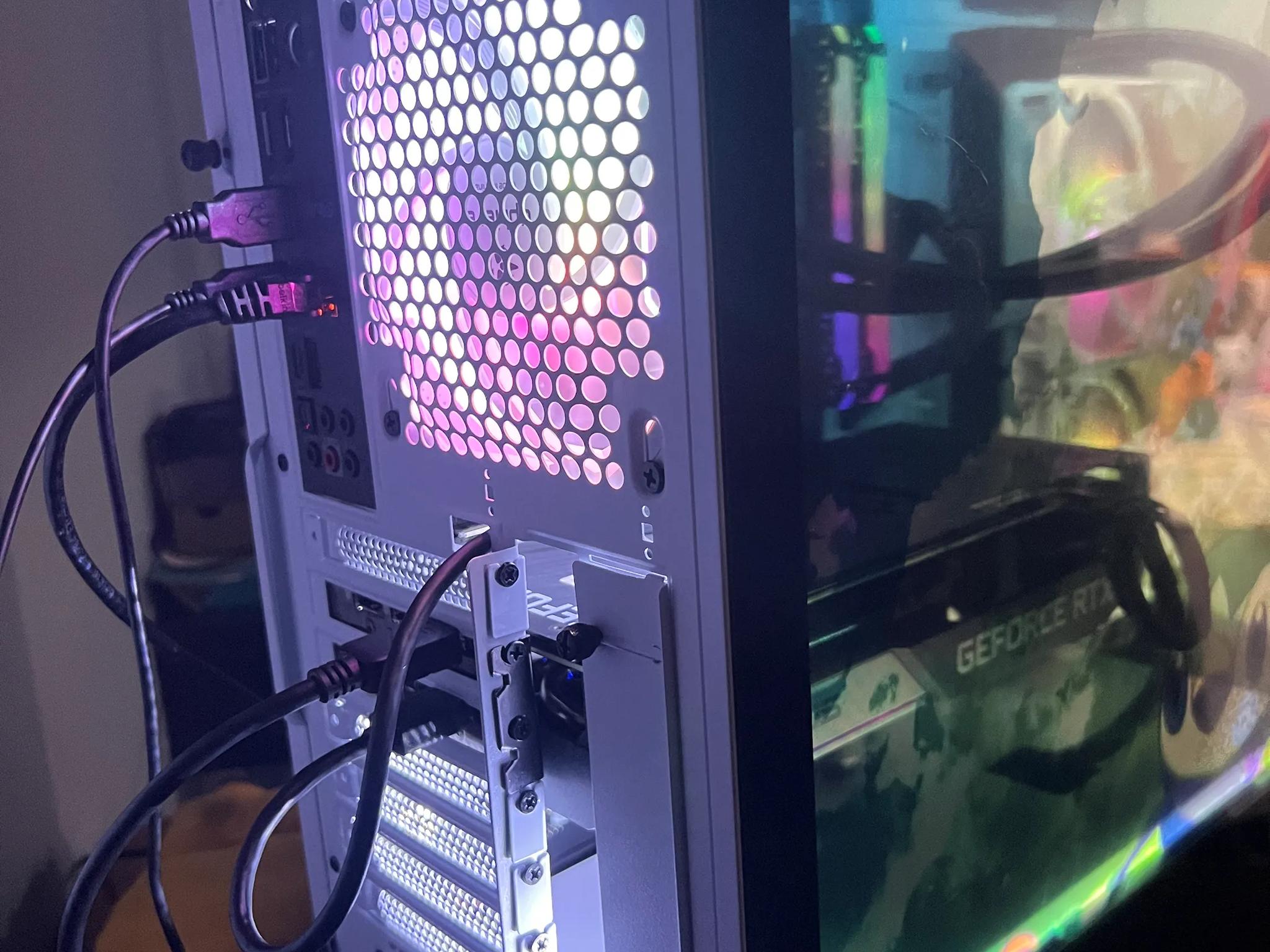 Snowblind Build Ryzen 7 5800x RTX 3070