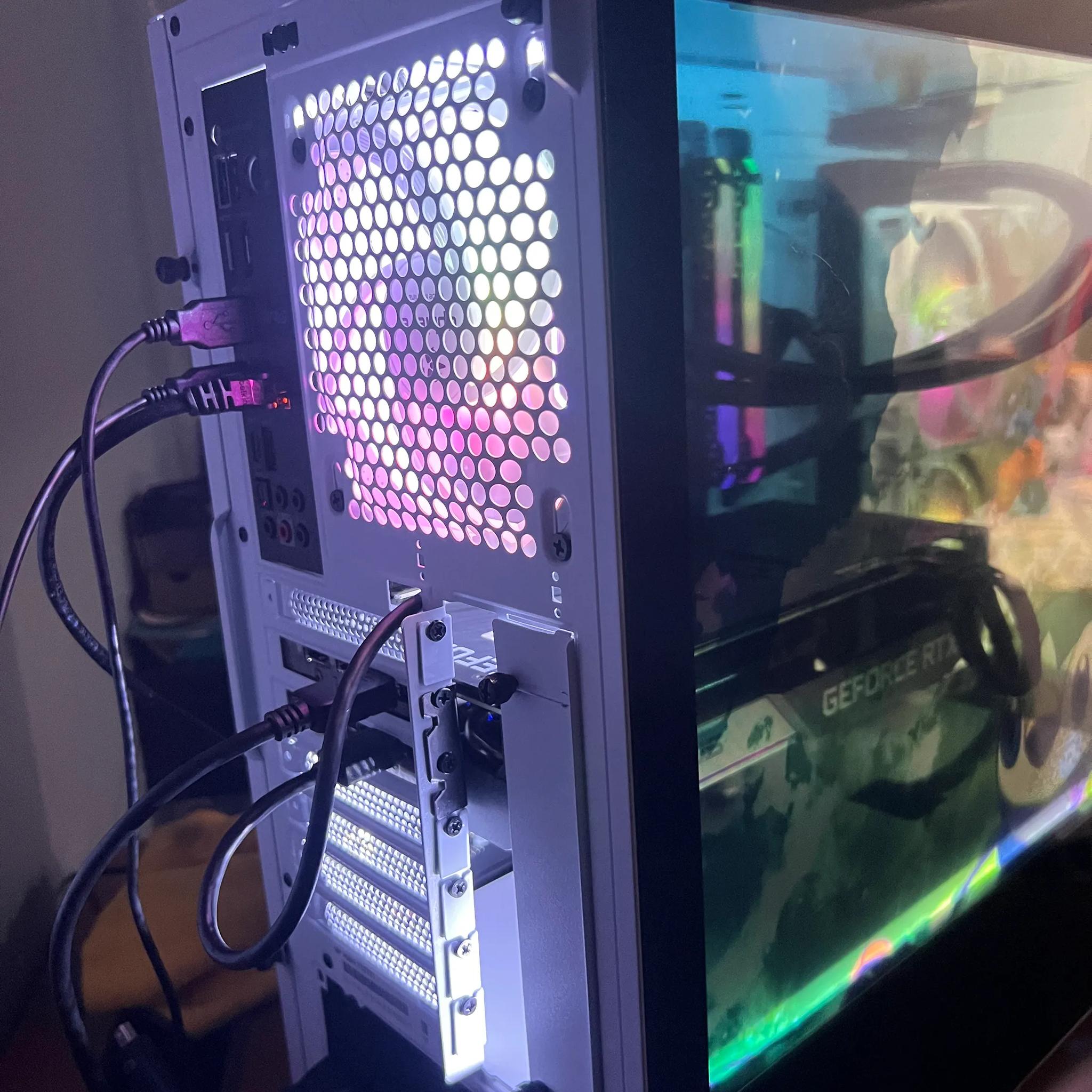 Snowblind Build Ryzen 7 5800x RTX 3070