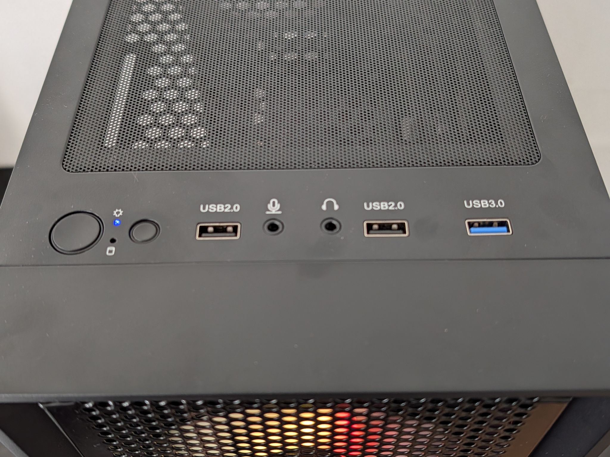 RX 9060 XT 8GB | Ryzen 5 5500 | 32GB DDR4 | 1TB NVME M2 SSD | Wi-Fi Bluetooth | Custom Gaming PC