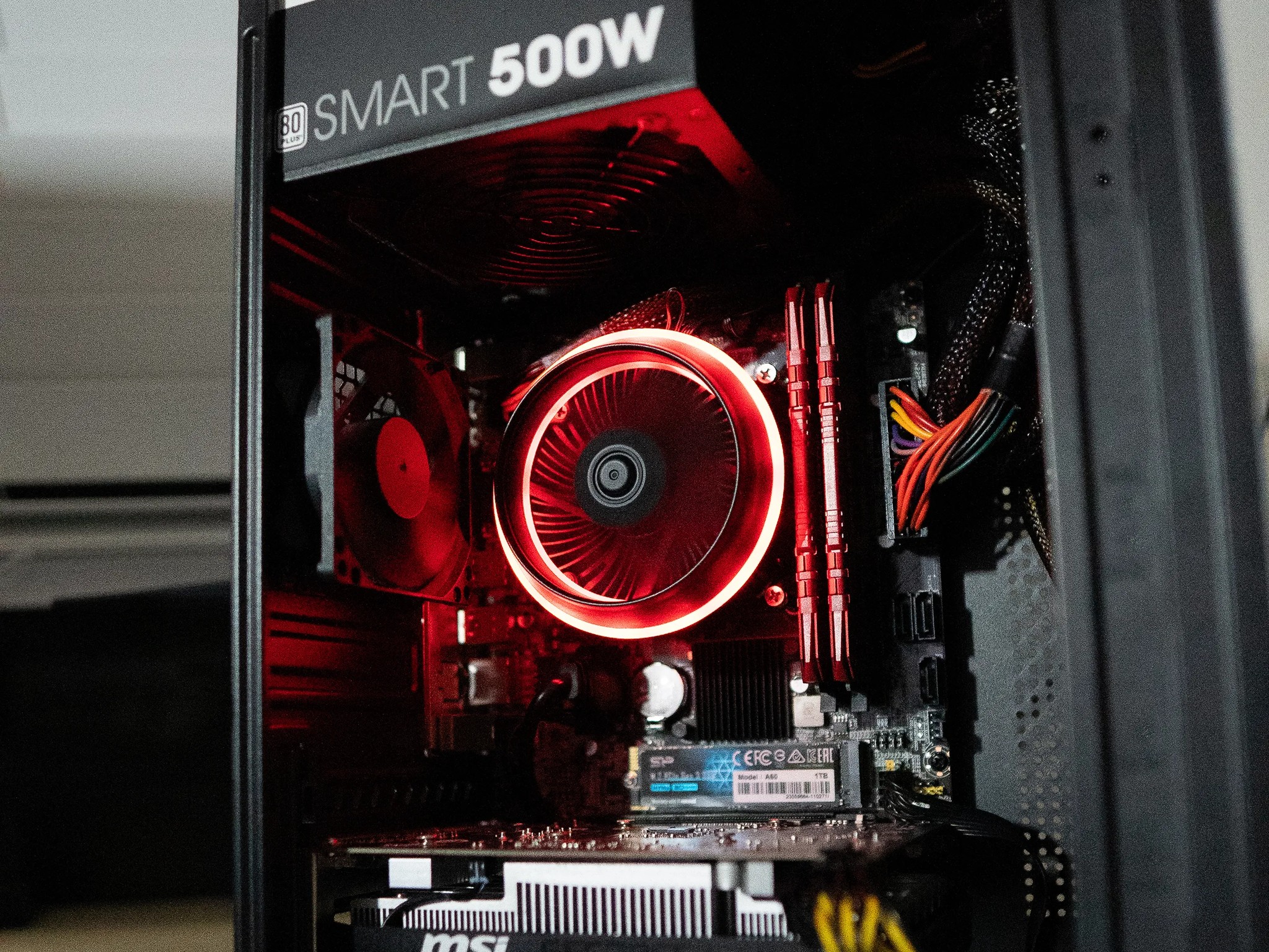 🩸🩸 | GTX 1650 | INTEL i3 8100 | 16GB DDR4 RAM | 1TB NVME SSD | Ruby Rocket 2.0