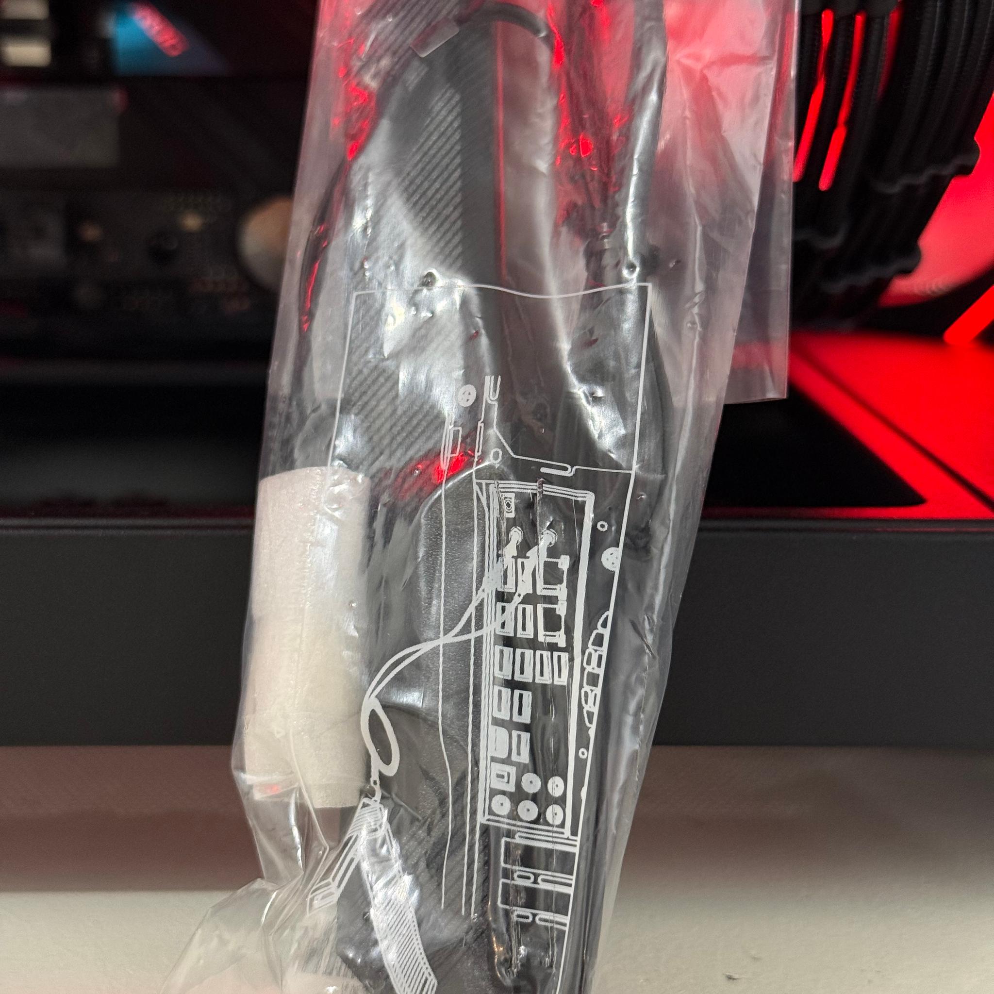 Gaming PC (RTX 2080 / 32GB RAM / Wi-Fi)