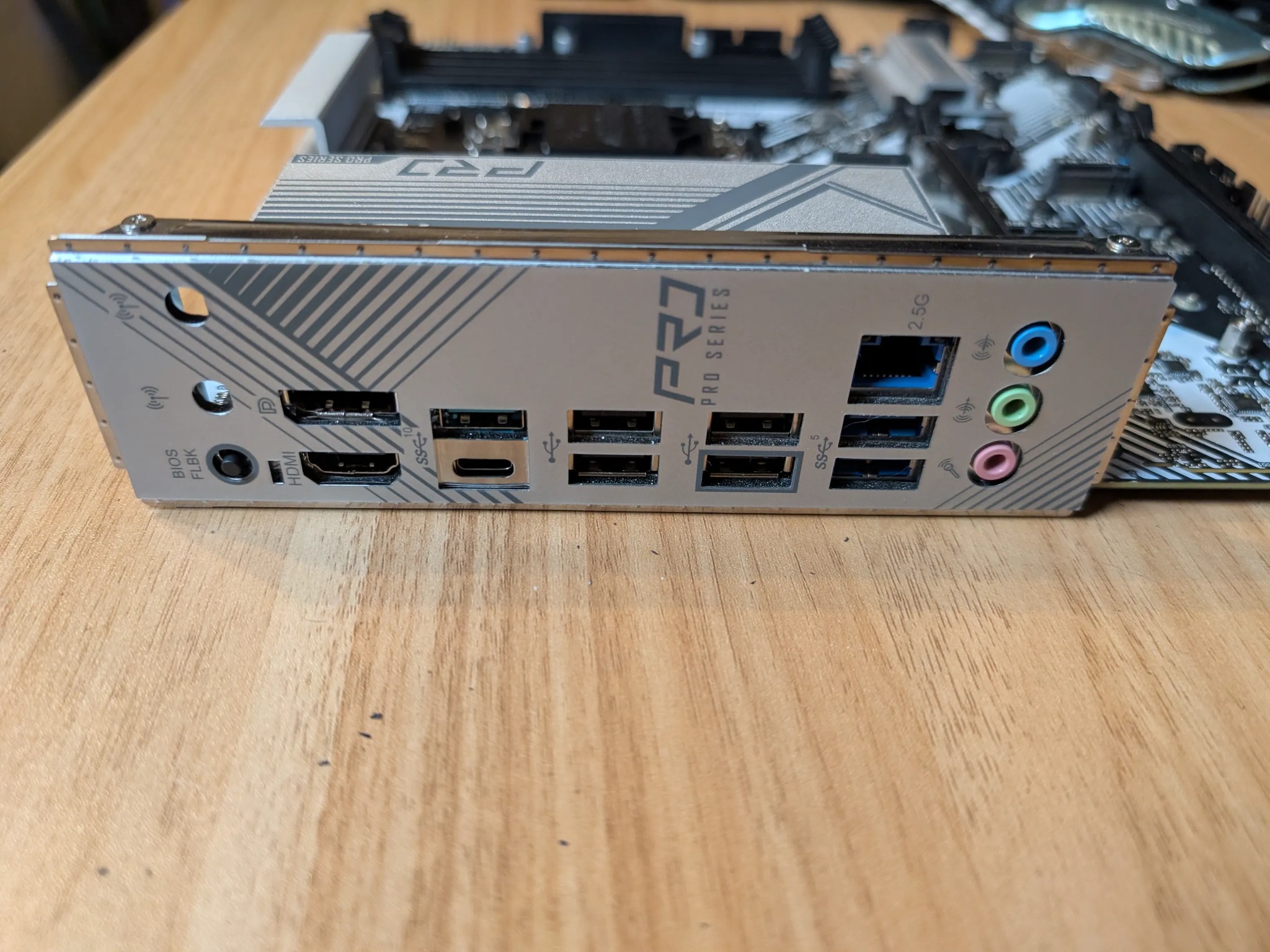 ASROCK B650M PRO RS