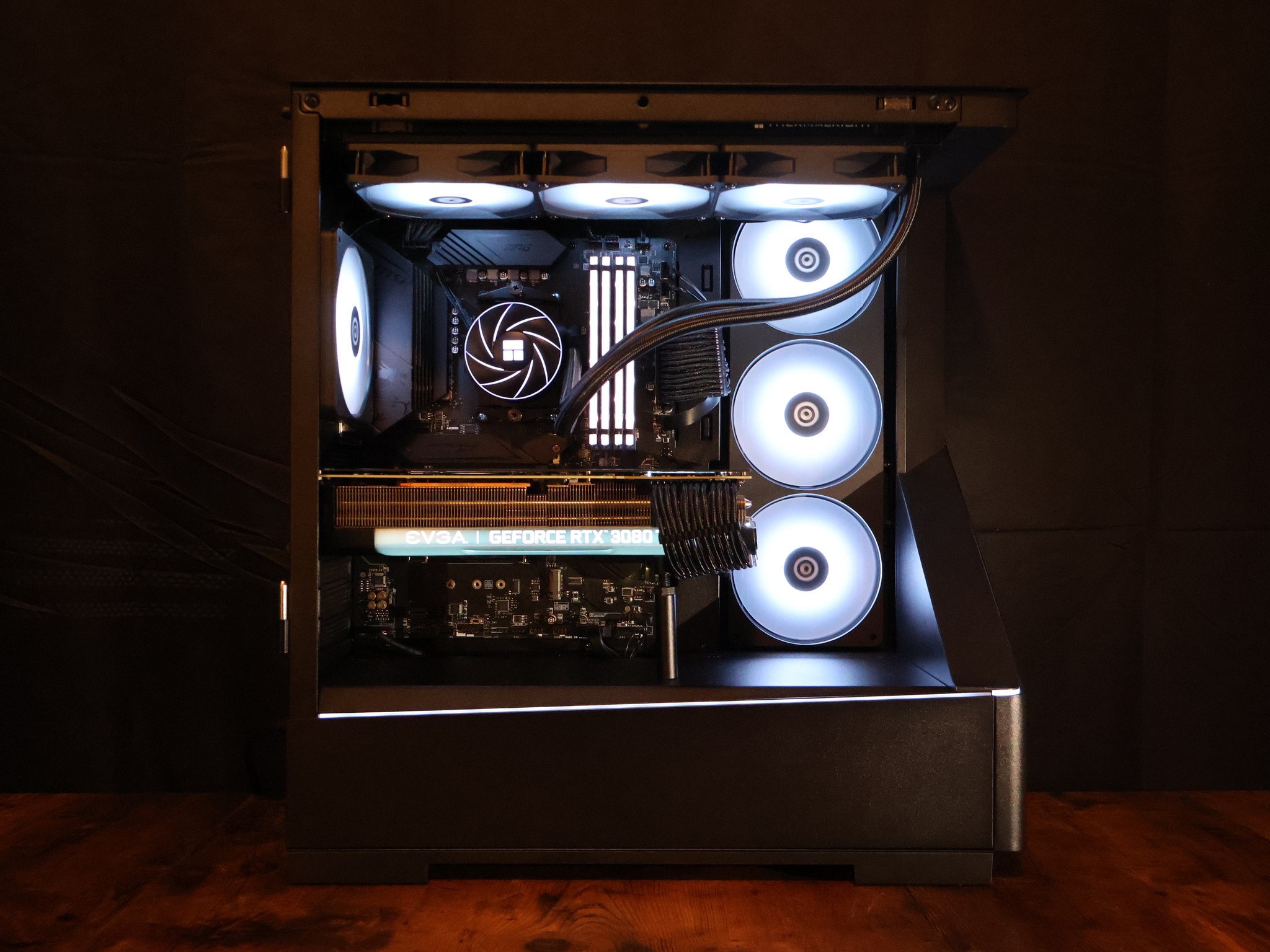 3080Ti | Ryzen 9 5900x | 32GB DDR4 | 1TB NVME | Custom Gaming PC