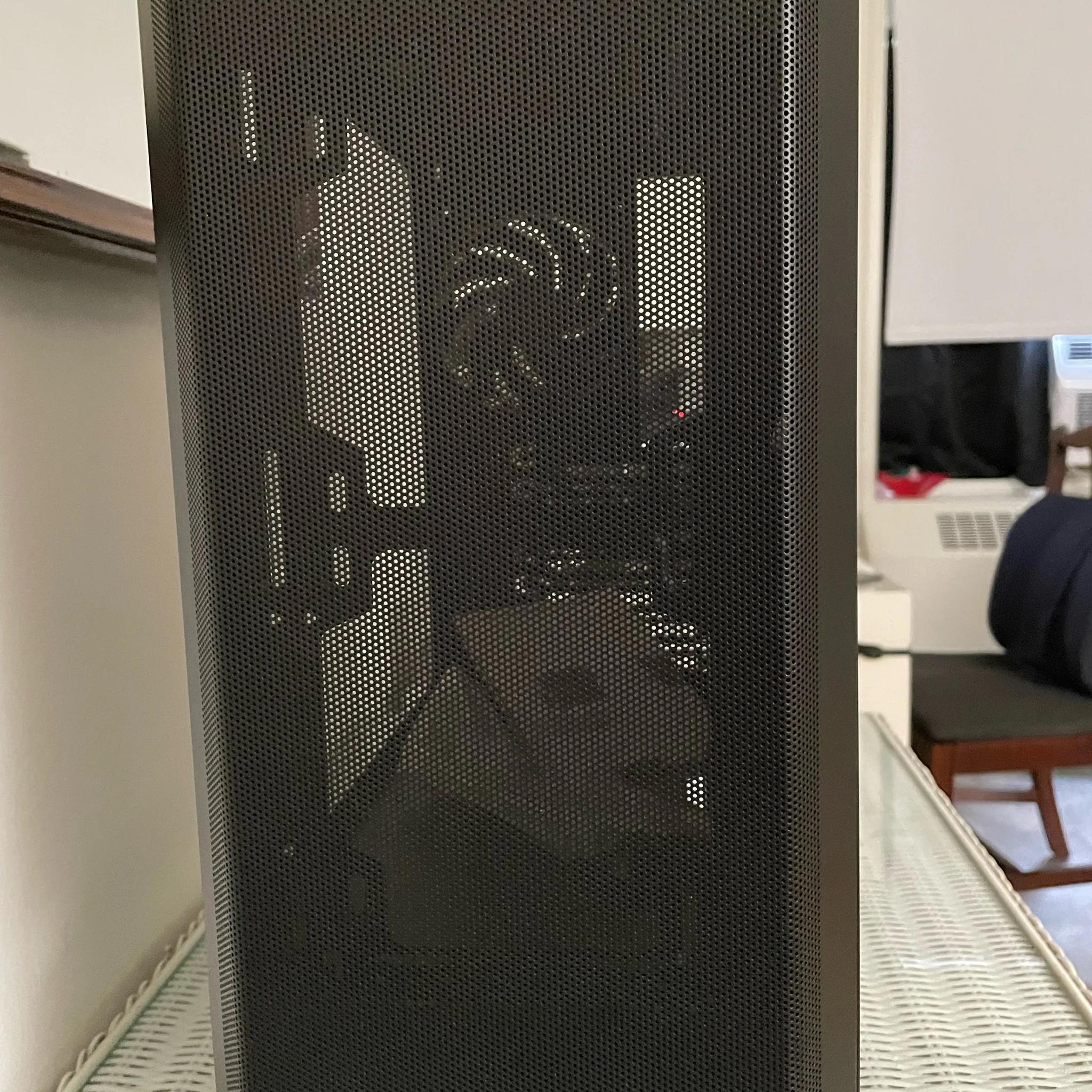 Phanteks Eclipse P300A Mesh Case (With Screws & Manual, Plus Extra SSD Bracket at No Extra Cost)!