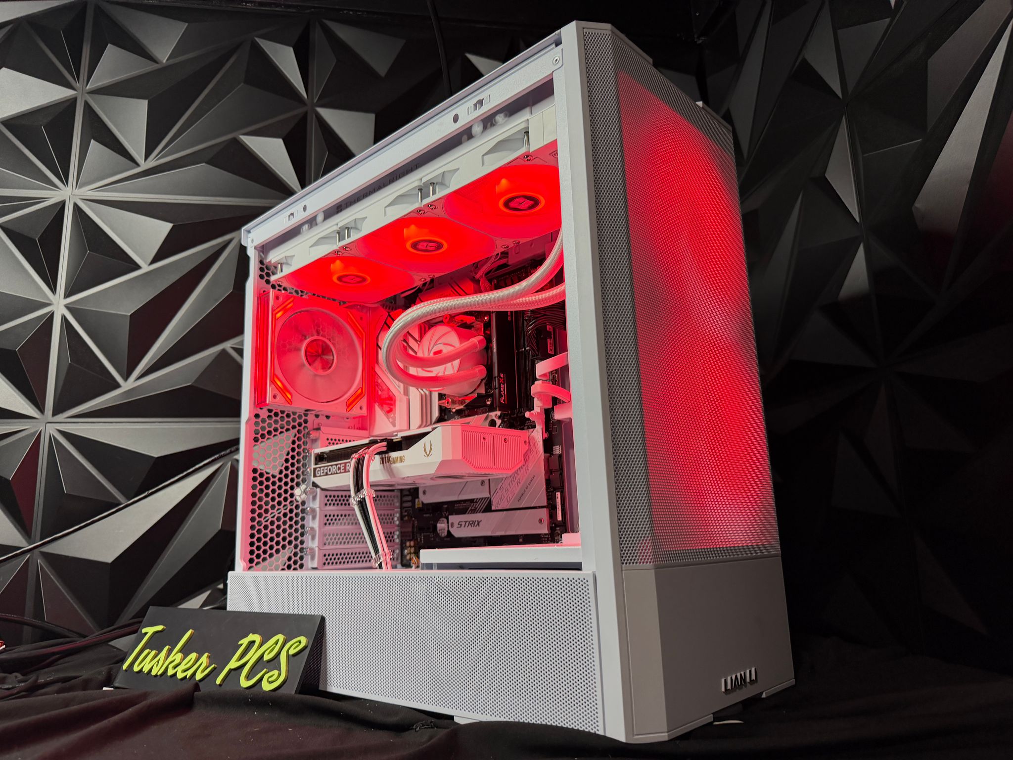 ⚪🩶 TITANIUM WHITE 🩶⚪  Ryzen 5 7600X|RTX 5060 Ti| 1.5 TB NVMe| 16 GB DDR5| 650W Gold PSU