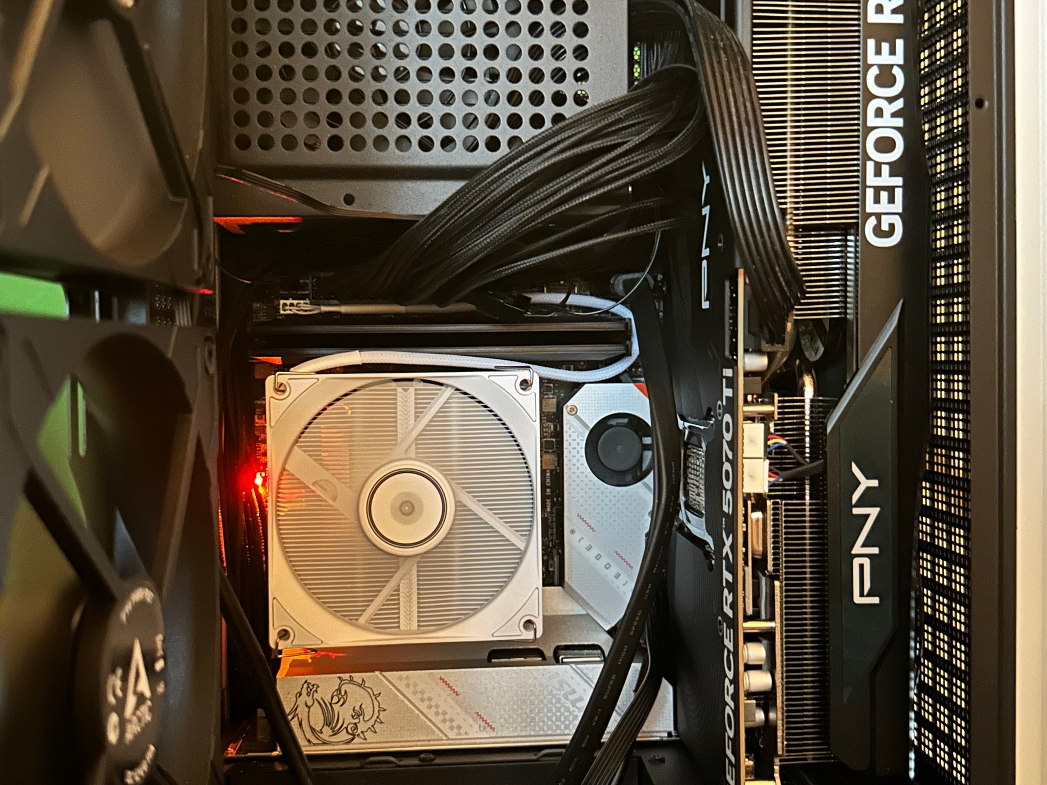 RTX 5070 Ti | Ryzen 5 7600X3D | B650i WiFi 6E | 32G DDR5 | 2TB SSD | 🚛The Portable Battlestation🚛