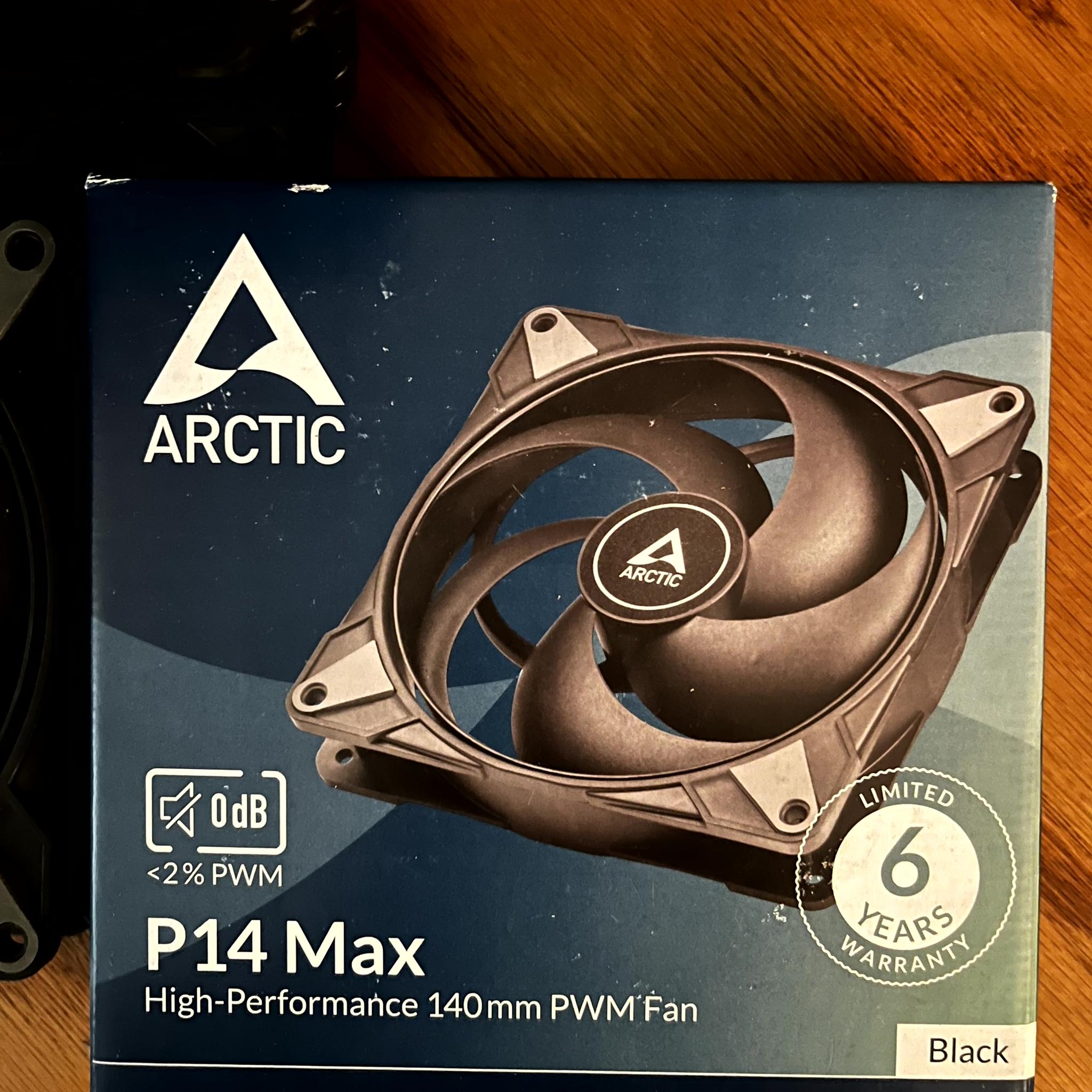 Arctic P14 Max 140mm (Six)