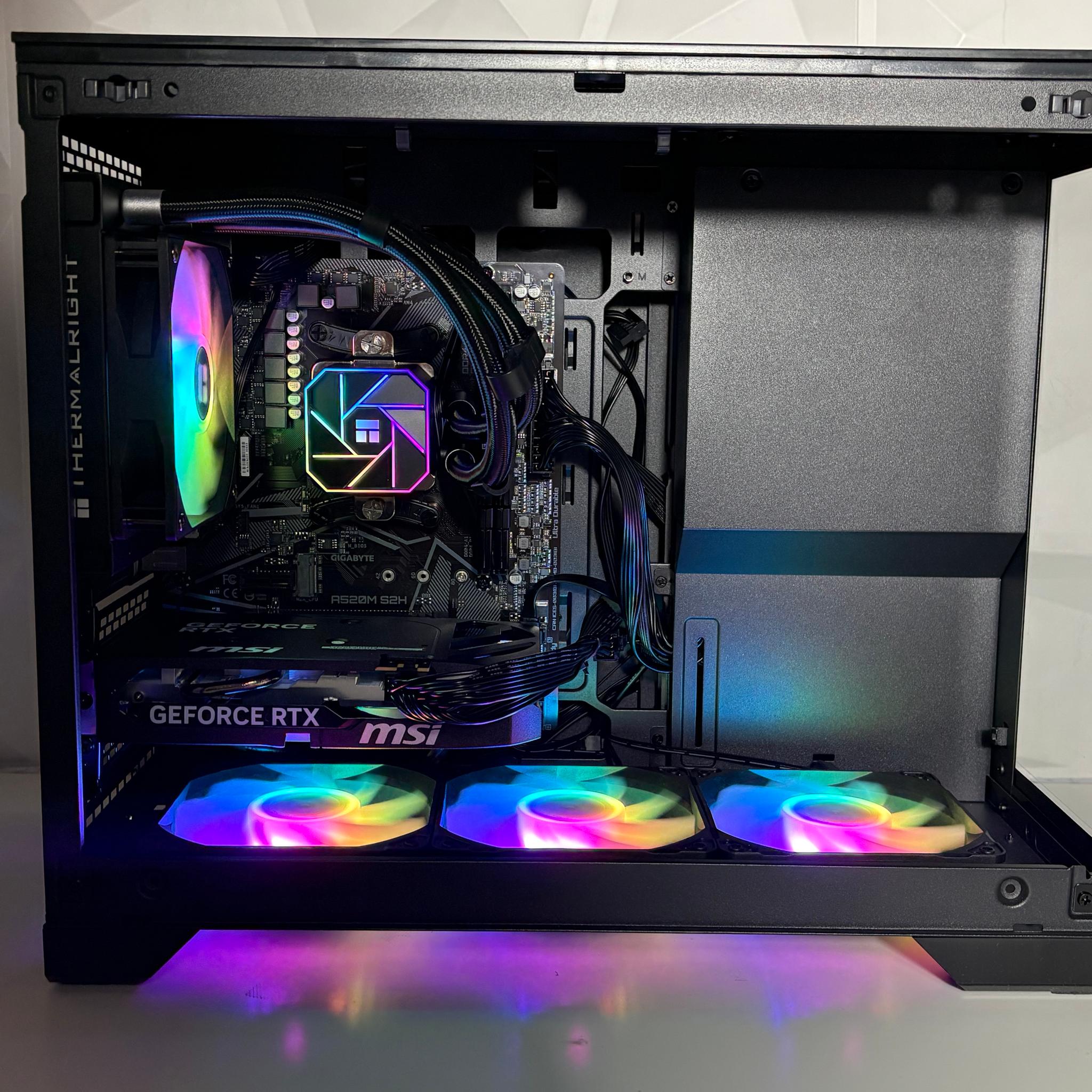 EXT View 70X Lite - Ryzen 5 5500, RTX 5050 8GB, 32GB DDR4 Ram, 1TB SSD