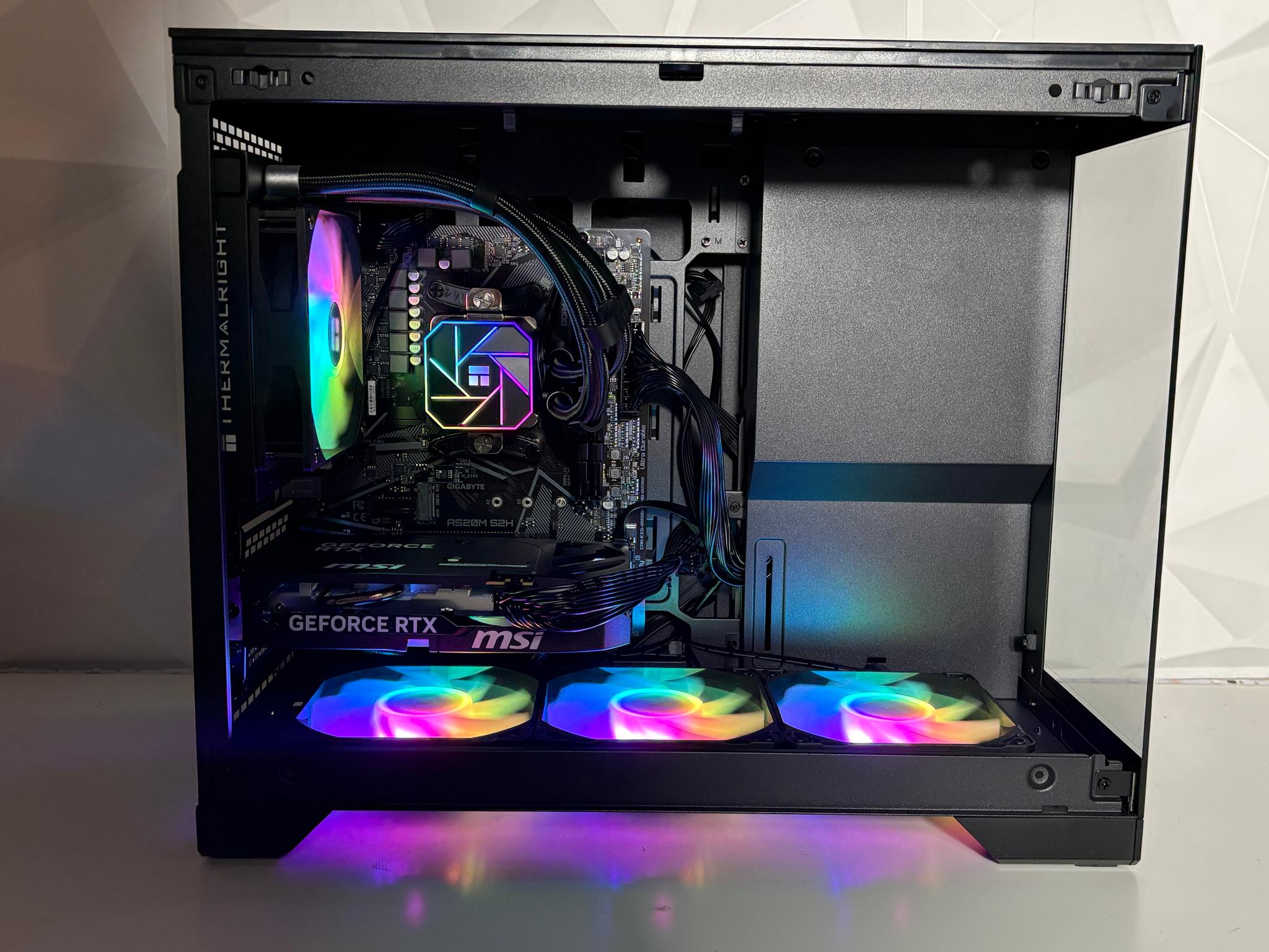 EXT View 70X Lite - Ryzen 5 5500, RTX 5050 8GB, 32GB DDR4 Ram, 1TB SSD
