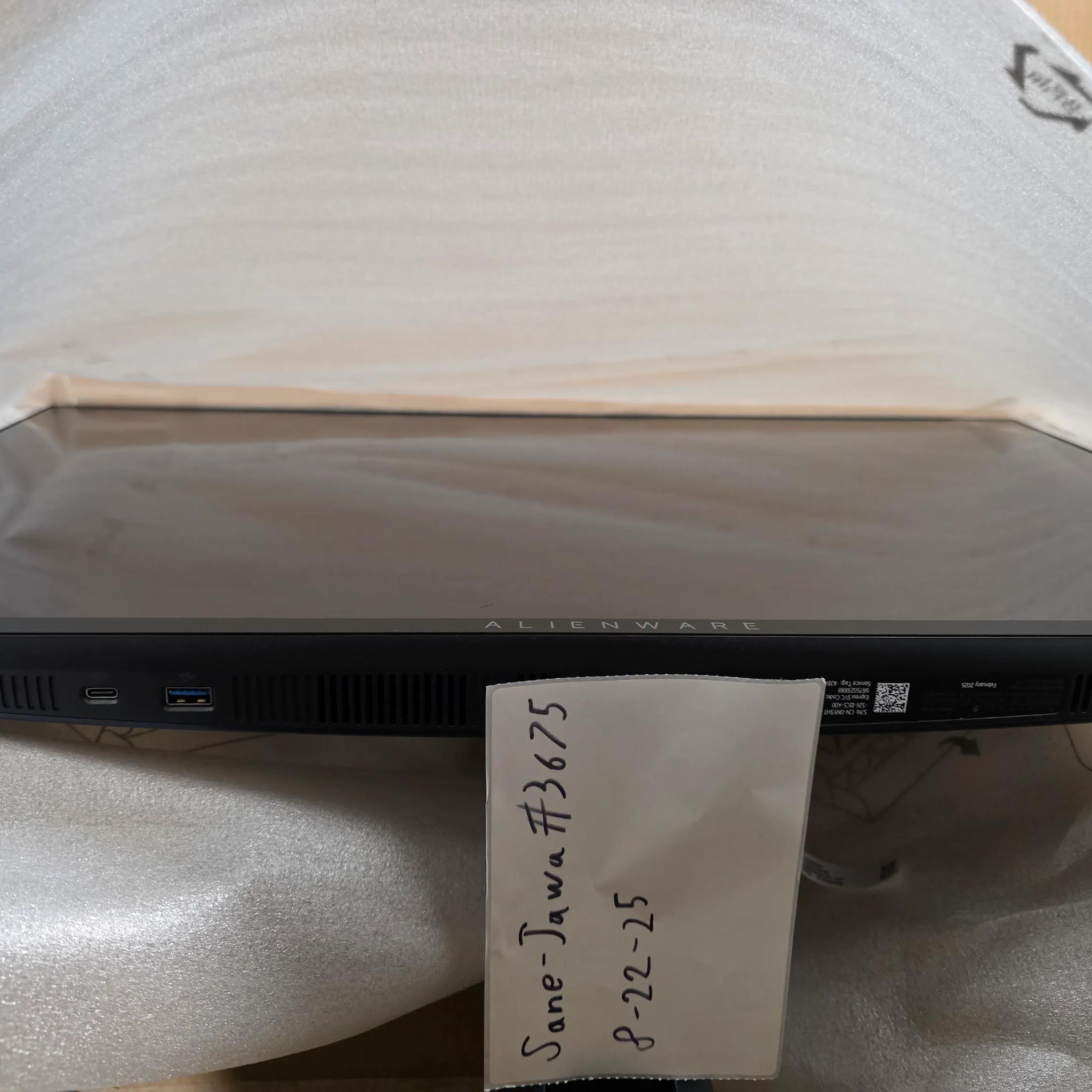 Dell Alienware AW2725Q - 26.7" 4K QD-OLED 240Hz