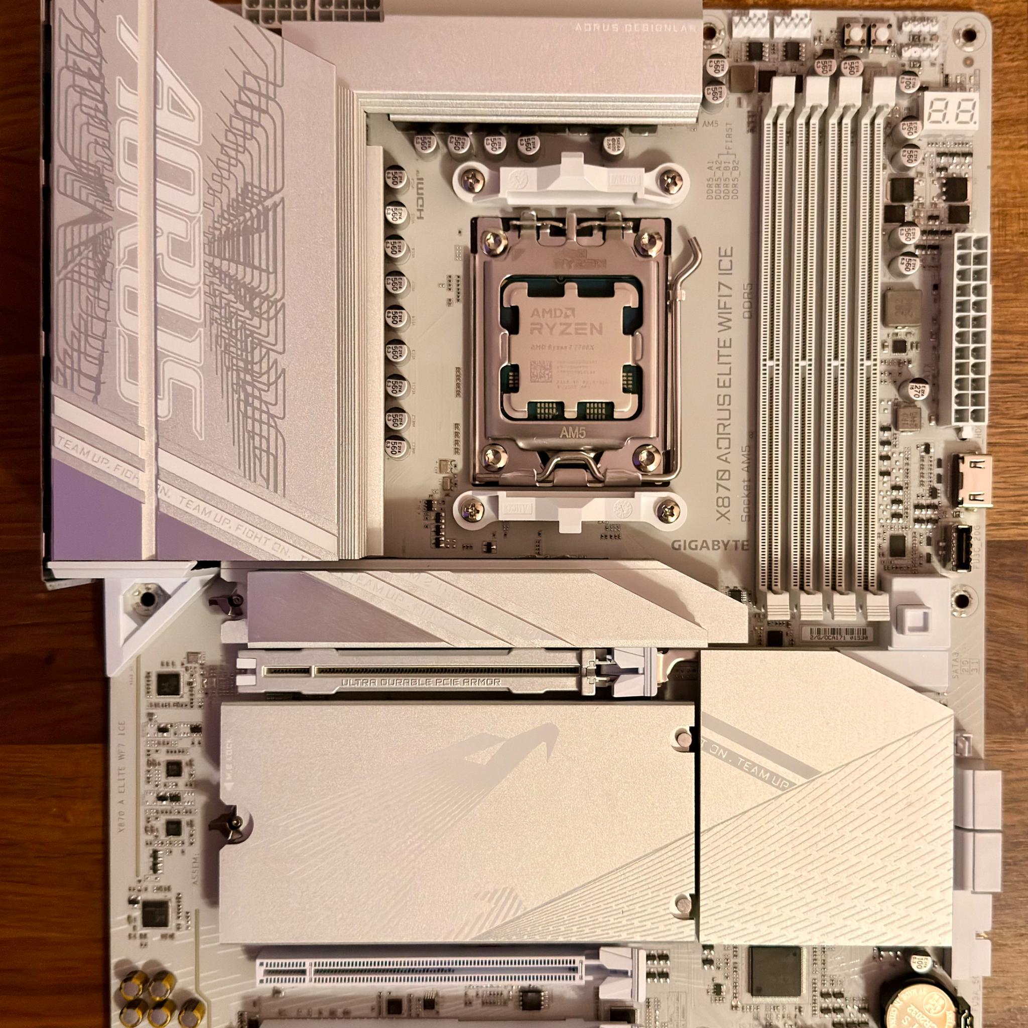 CPU + Mobo + RAM Combo | AMD Ryzen 7 7700X + Gigabyte X870 AORUS ELITE WIFI7 ICE + Corsair 32GB DDR5