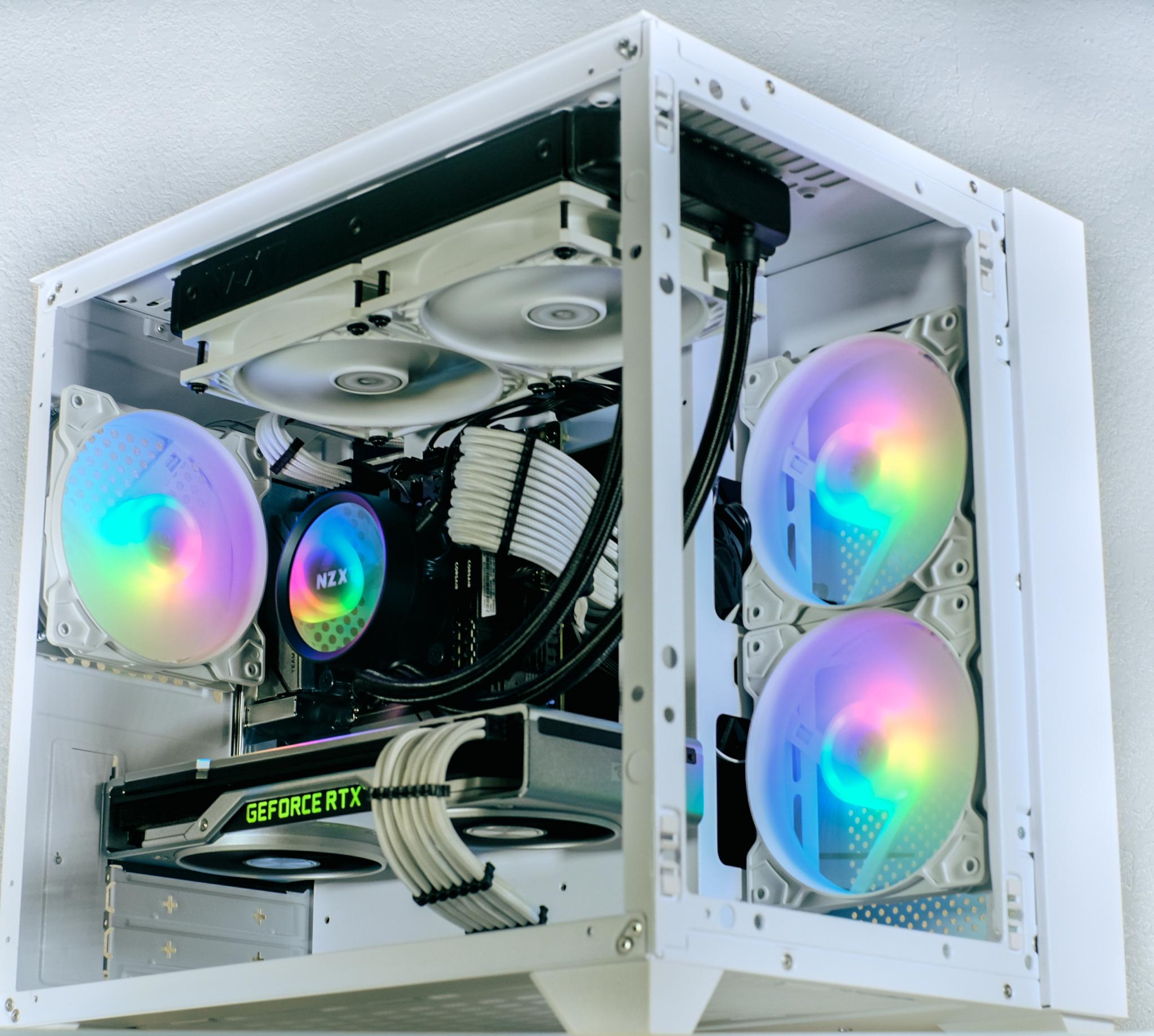 ☾ Luna ☽ | Intel Core i7-9700K | Nvidia RTX 2070 Super | Corsair Vengeance LPX 16 GB