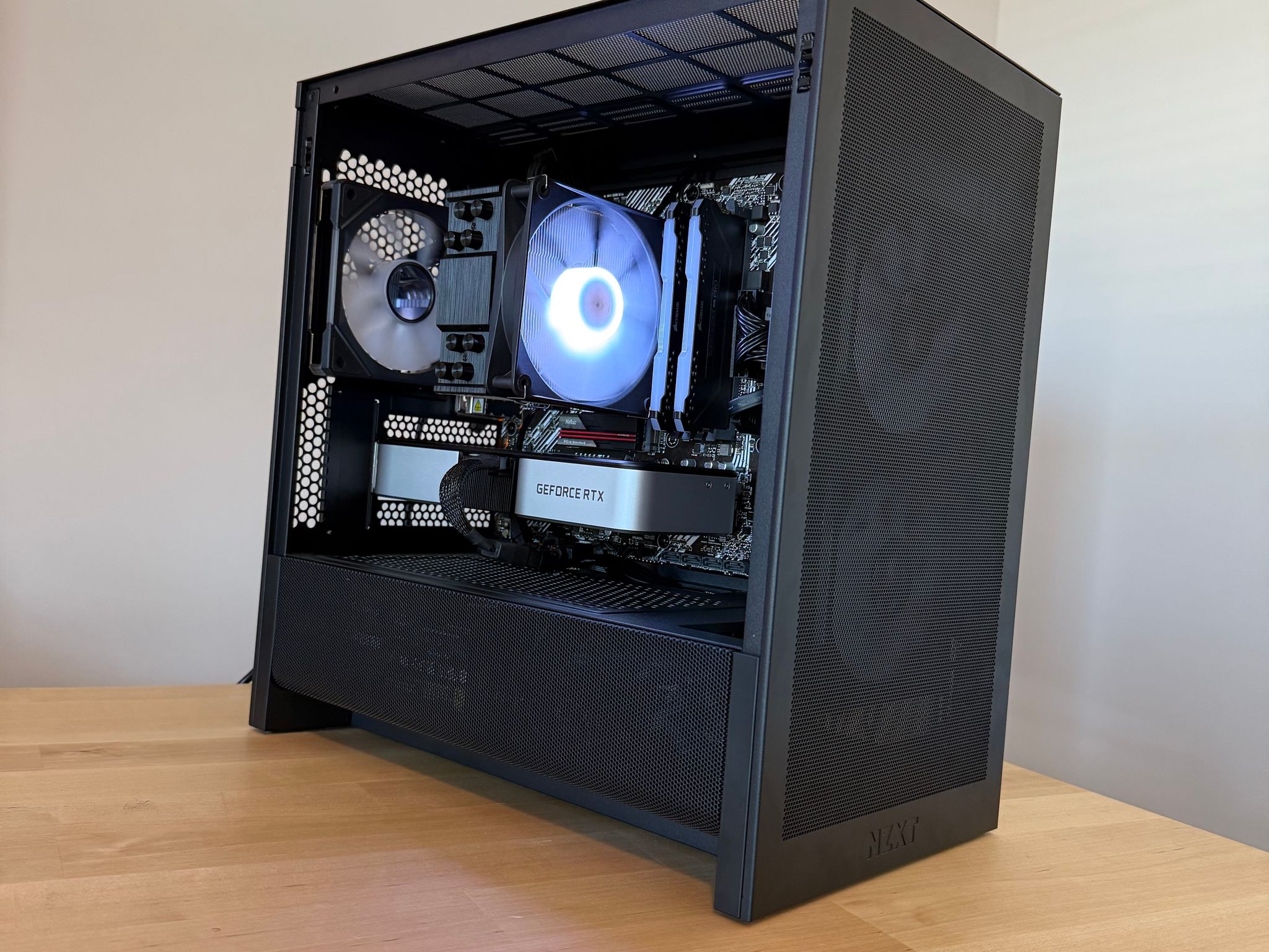 RTX 3060Ti Founders | Ryzen 5 5500 | 32Gb D4 | RGB