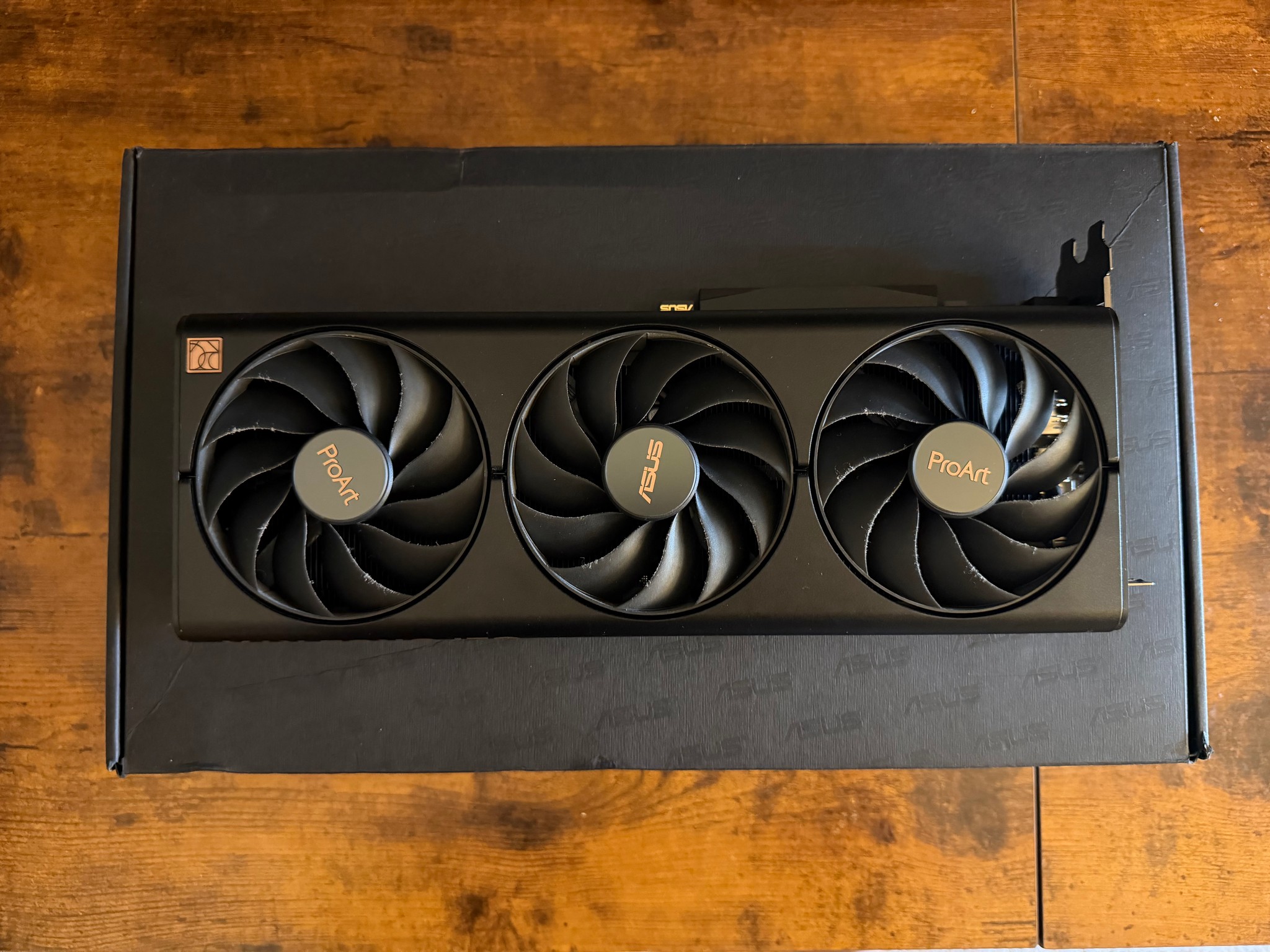 ASUS ProArt GeForce RTX 4060 OC Edition