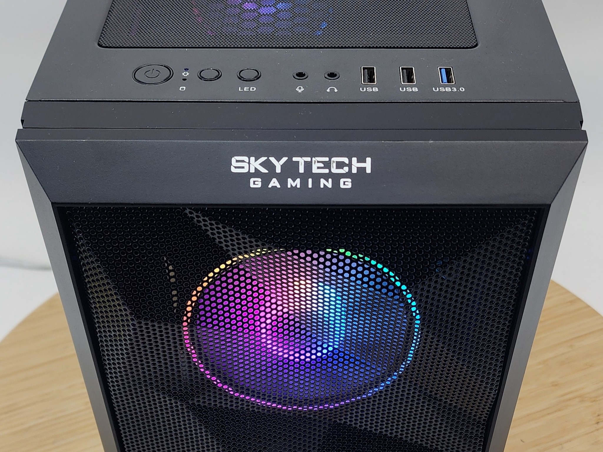 Gaming PC Ryzen 3 4100 16GB RAM 500GB SSD RX 580 8GB Windows 11 Computer