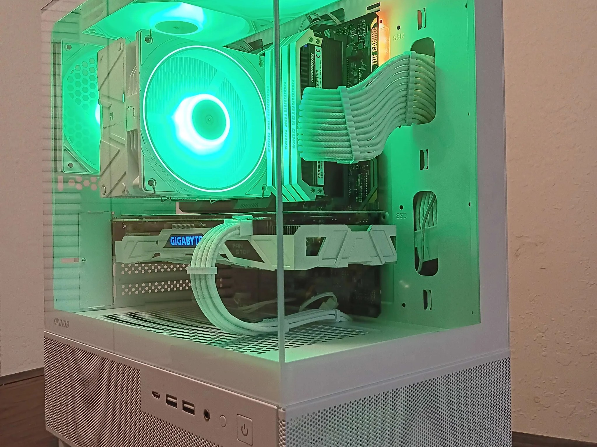 ⚪White Gaming PC ⚪| i5 9400f | 1070ti | 16gb DDR4 RAM | 2.5TB Storage | WIFI | WINDOWS 10
