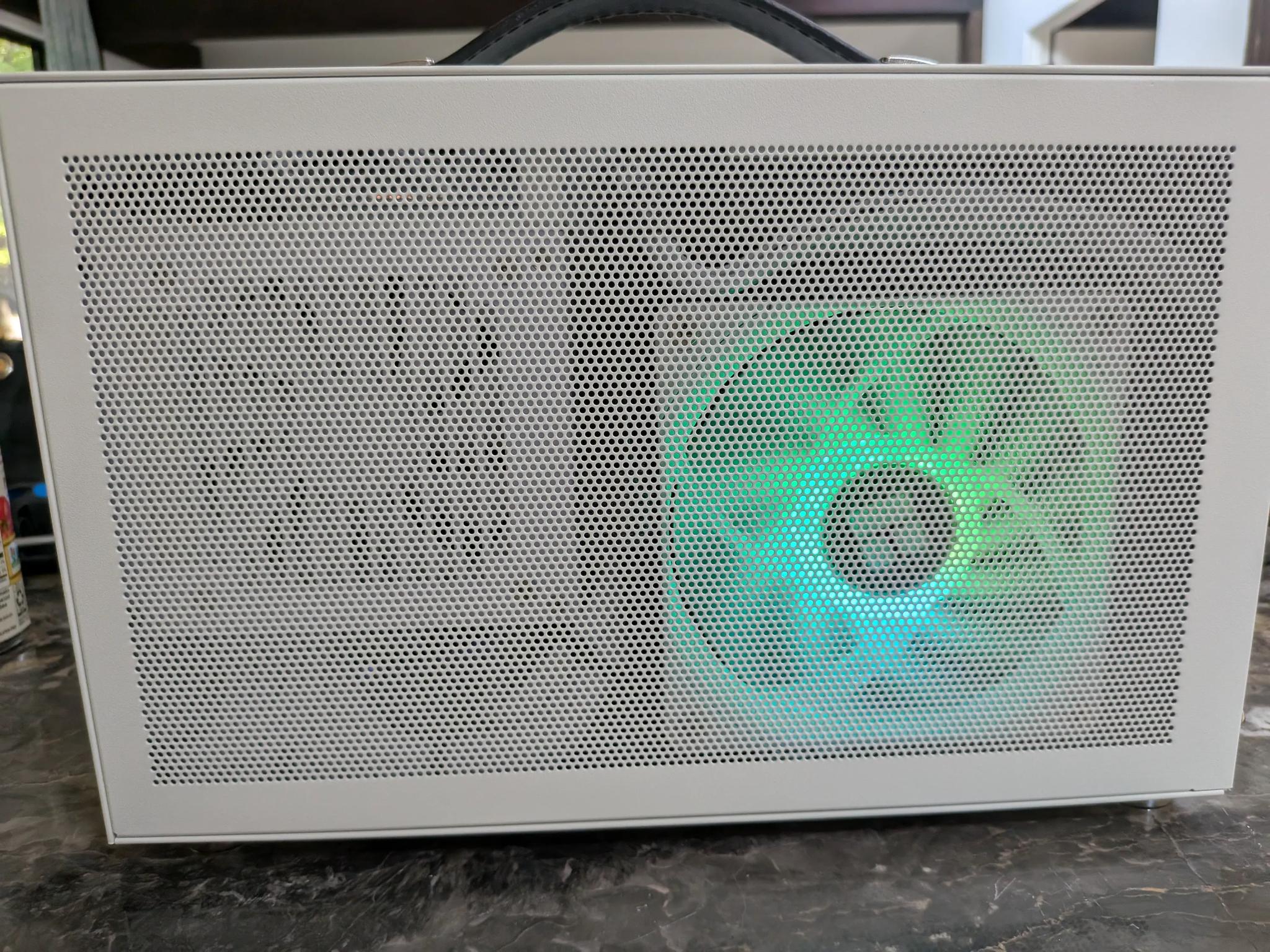 RX 9070 Mini ITX Gaming PC - Ryzen 5 7600X3D, AMD Radeon RX 9070, 64 GB DDR5, 2 TB NVME